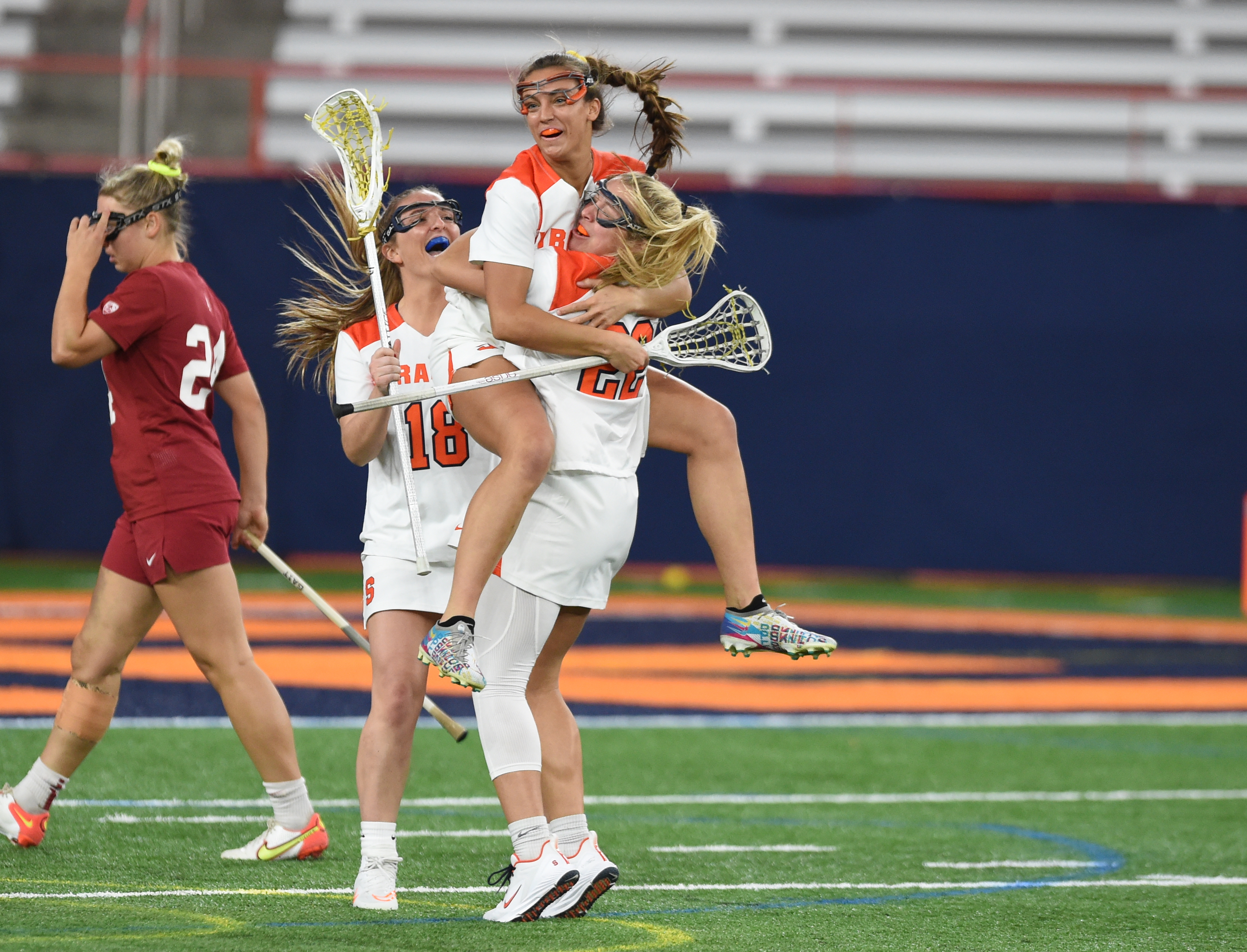 Syracuse women's lacrosse opens season with 12-9 win over No. 13 Stanford 
