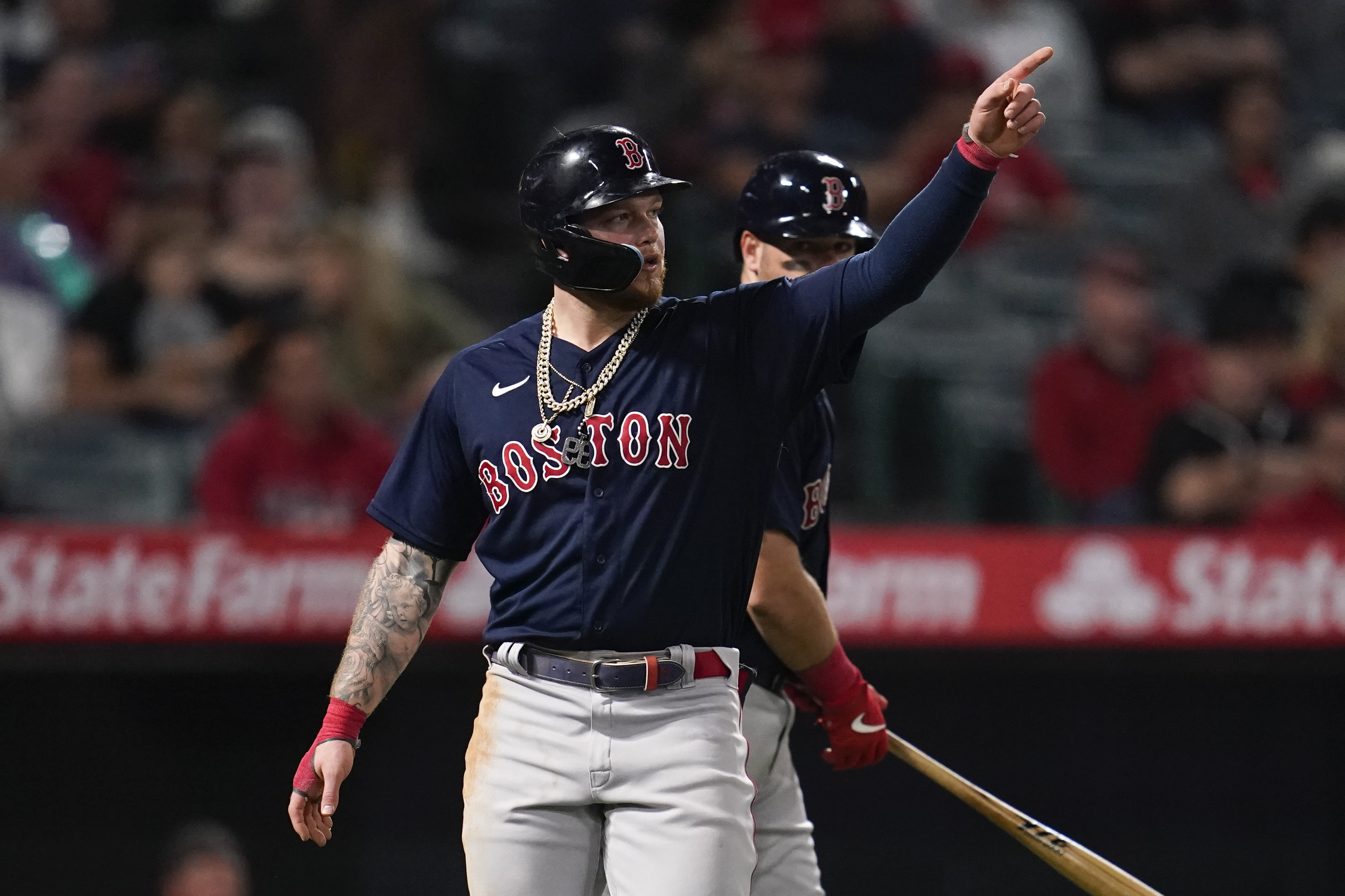 Alex Verdugo wasting little time getting into the swing with Red Sox - The  Boston Globe
