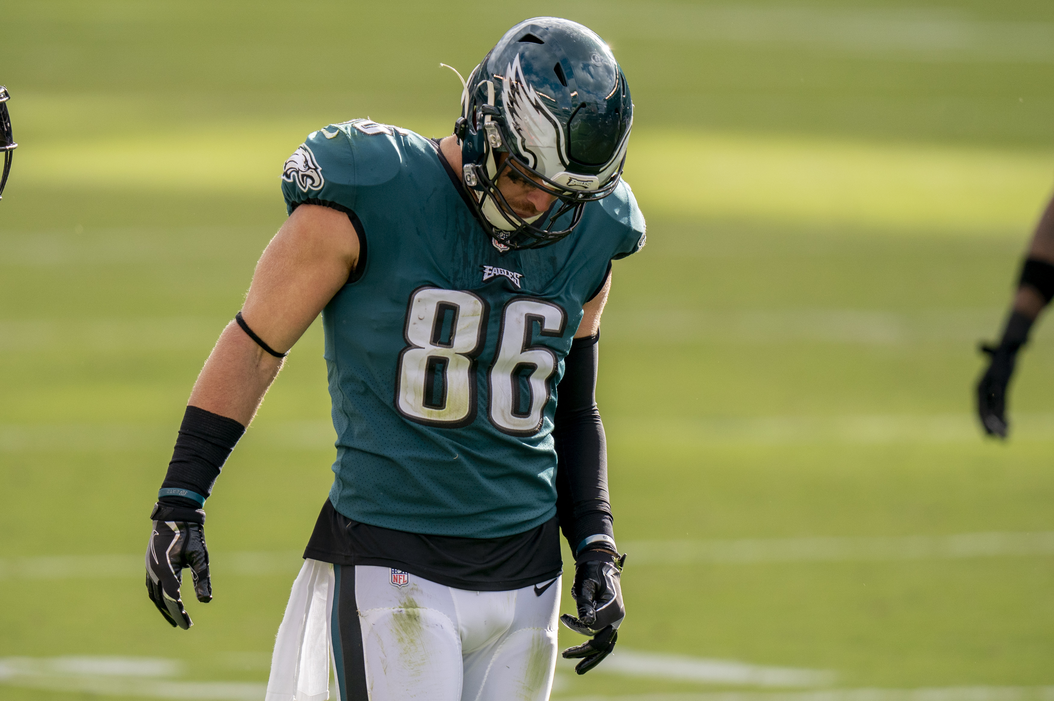 Eagles practice report: Dallas Goedert placed on COVID-19 list