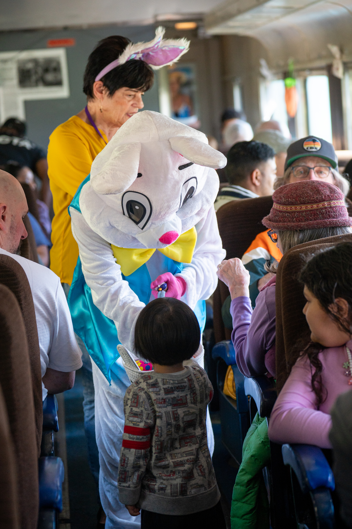 The Oregon Rail Heritage Center Easter Bunny Express train ride ...
