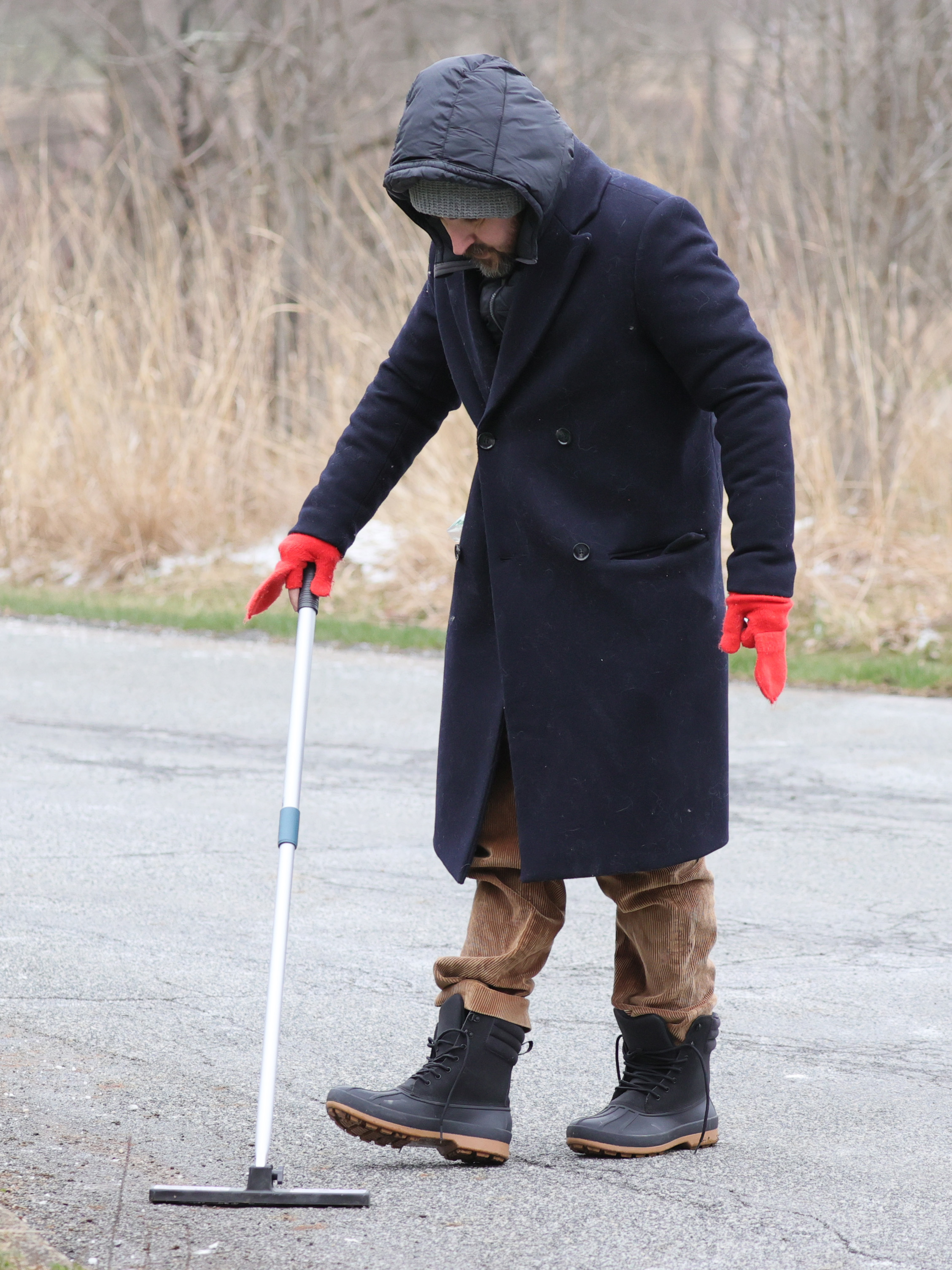 Space rock hunters scour several Medina County parks in search of ...