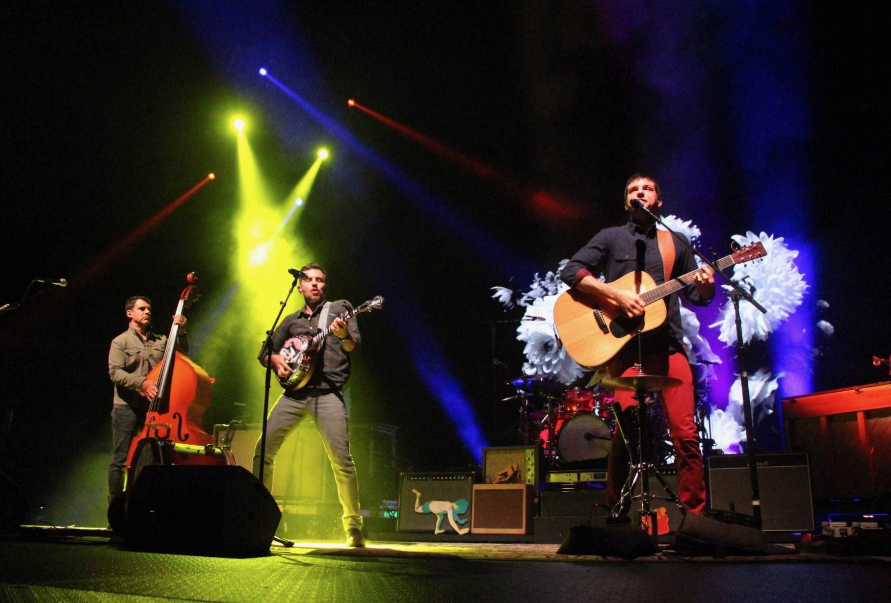 Avett Brothers will perform New Year’s Eve concert