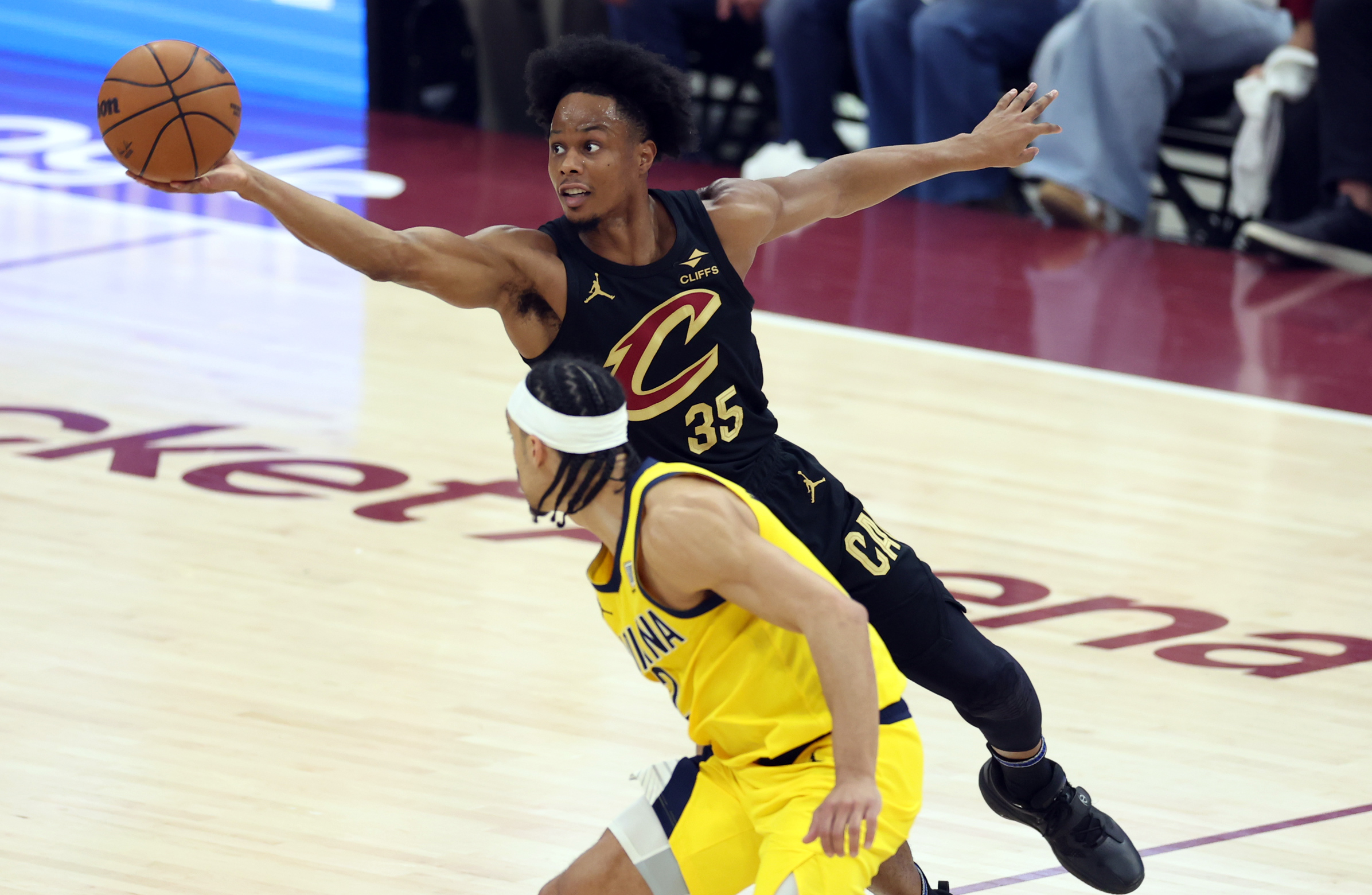 Cleveland Cavaliers vs. Indiana Pacers in game 5 of the Eastern ...