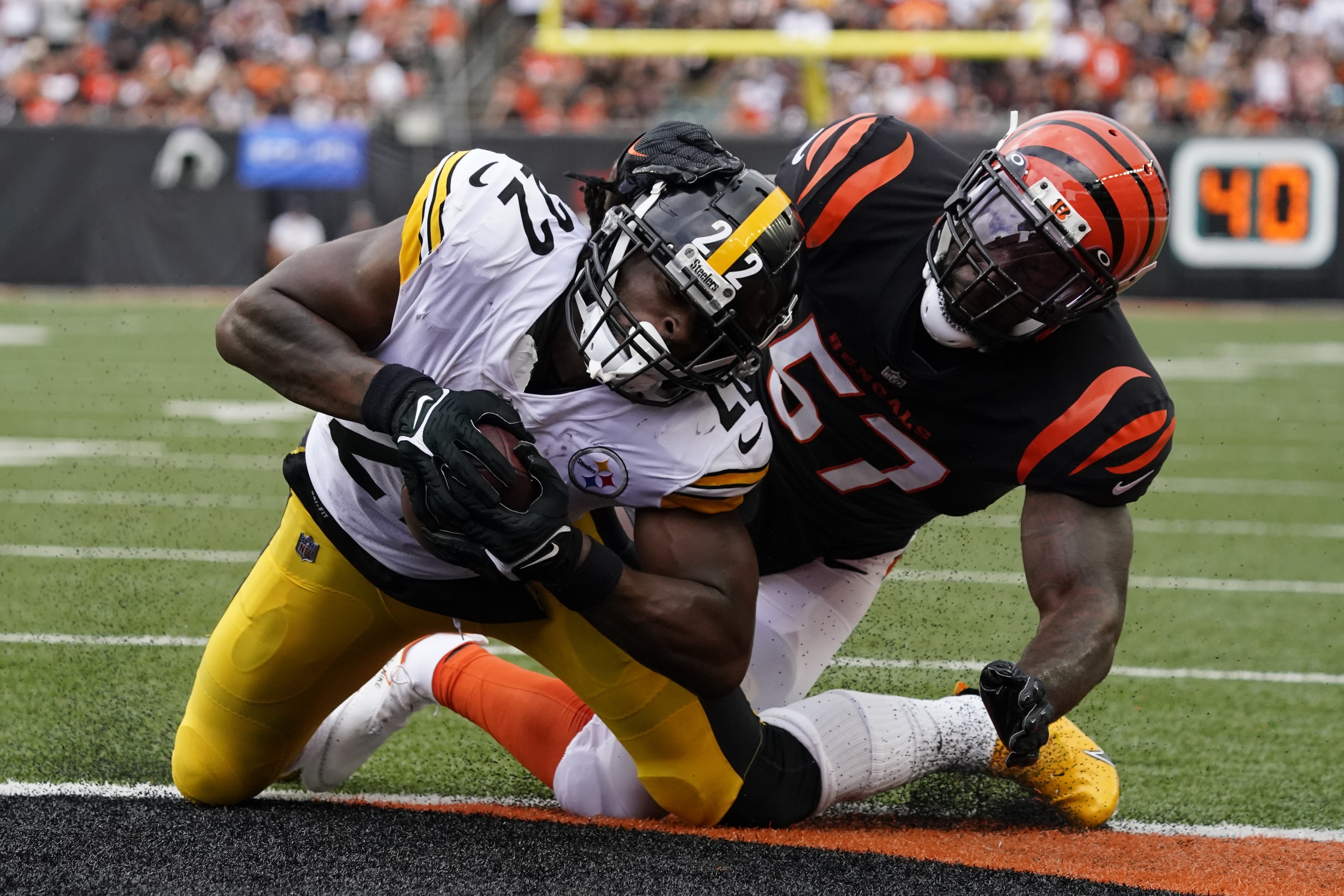 Steelers Waste Chances in Loss to Bengals