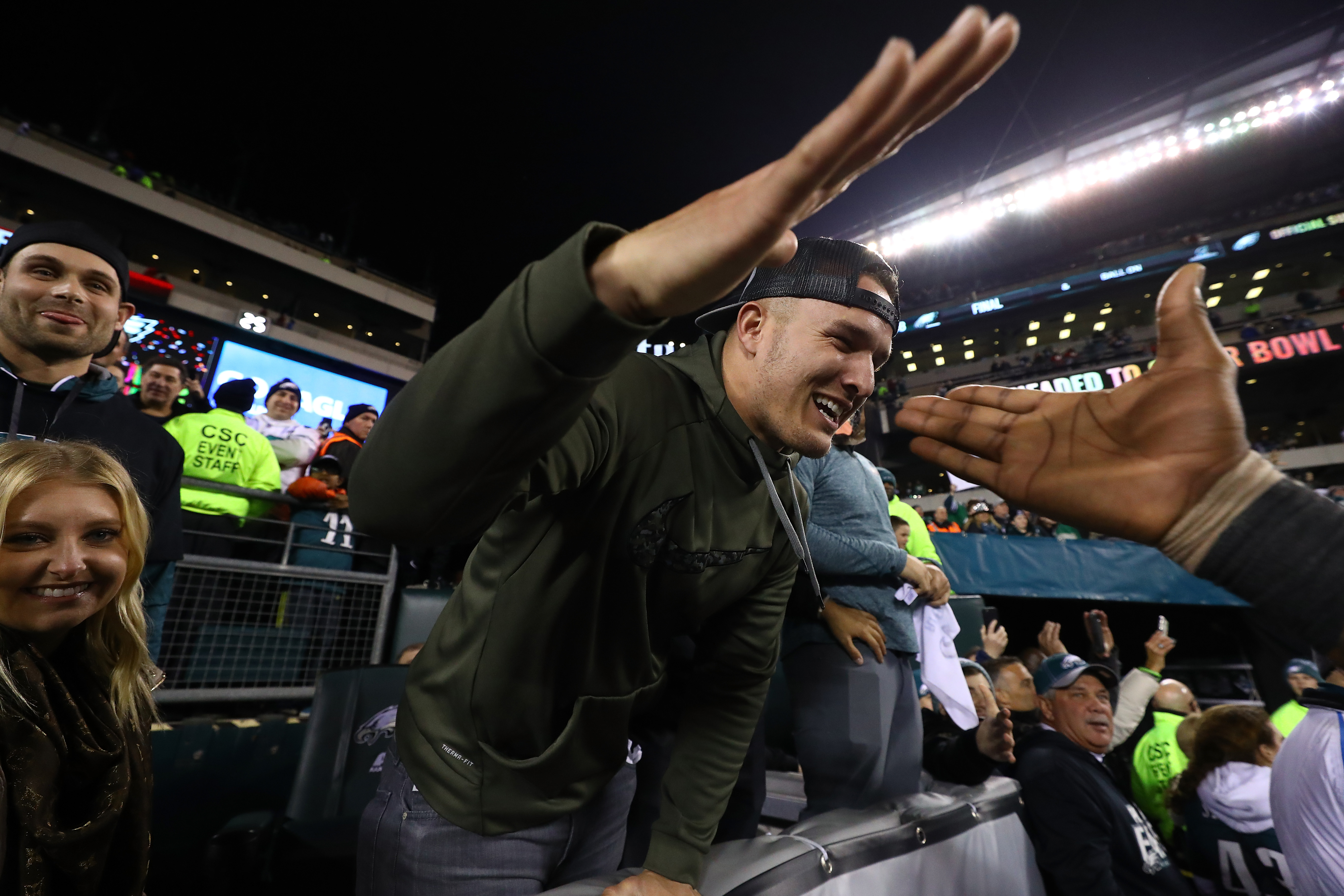 Mike Trout was cheering on the Eagles in a dog mask at the NFC