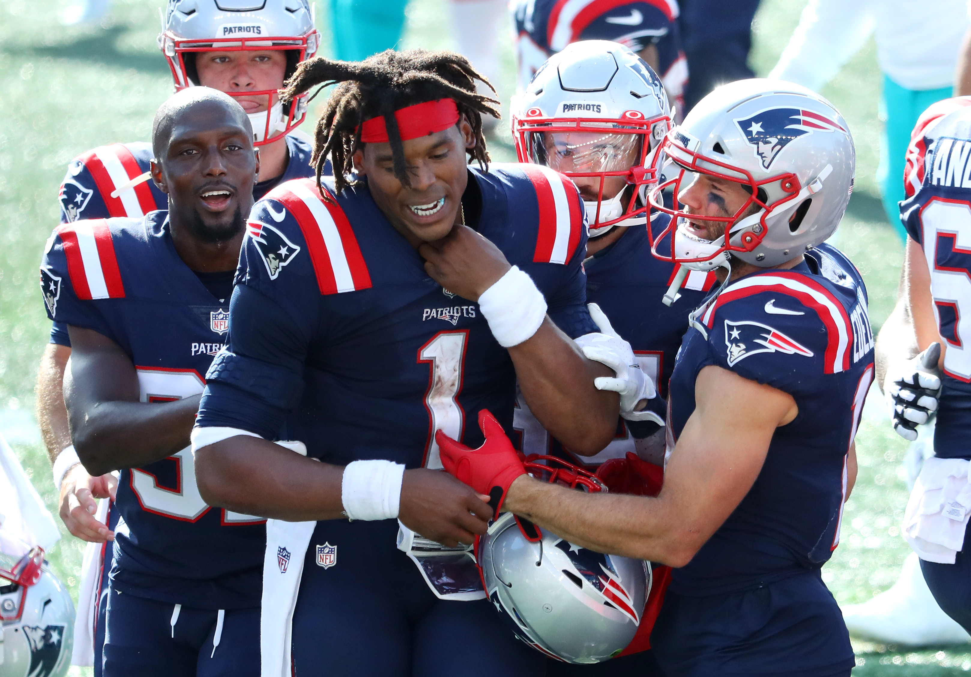 Patriots QB Cam Newton downplays end-of-game scuffle with Dolphins