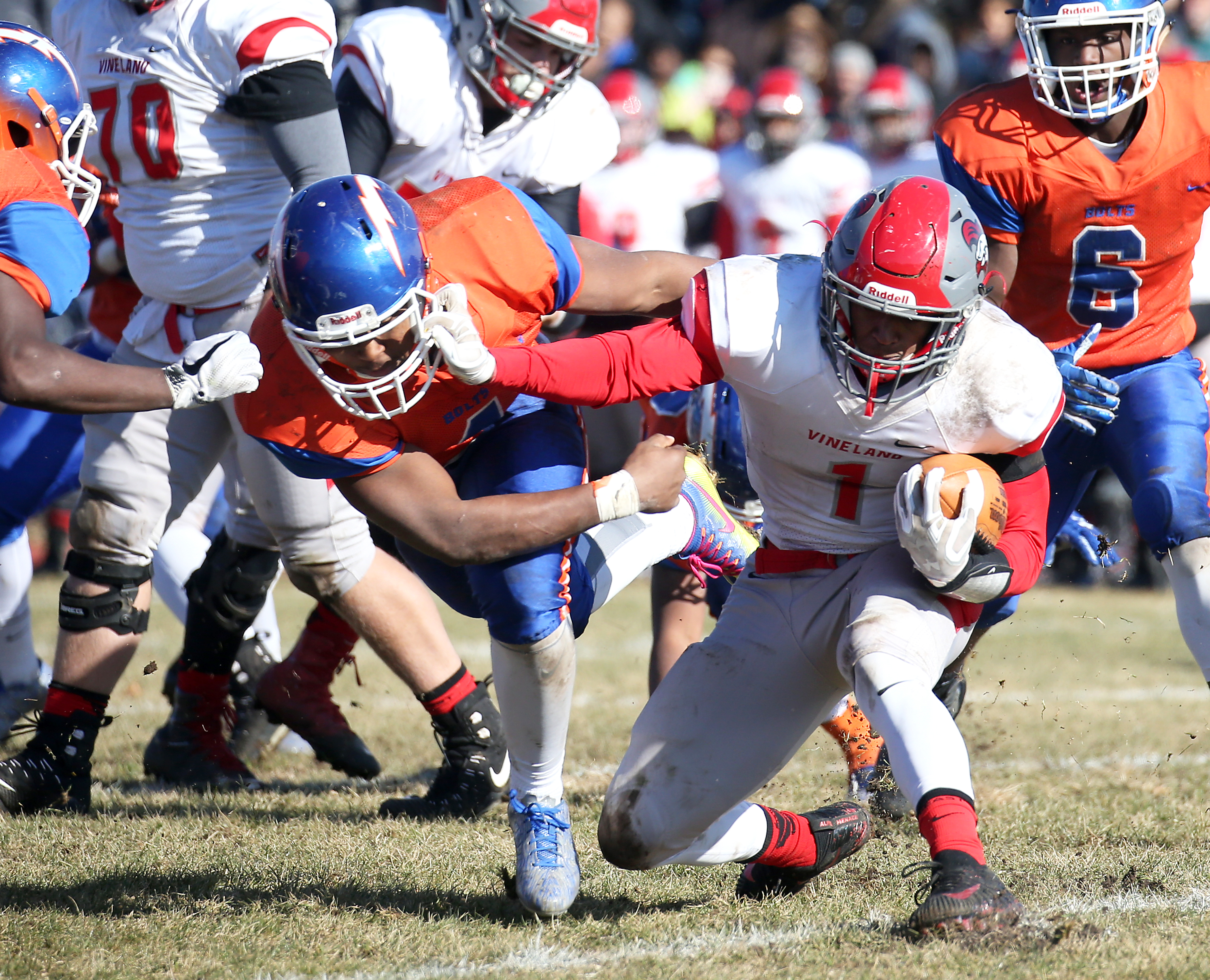 After heartbreaking tragedies, Rutgers running back Isiah Pacheco plays  football for a bigger purpose 