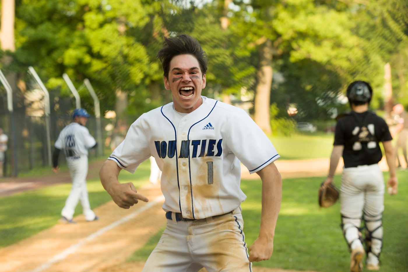 BASEBALL: Greenwich's Mazzilli sparks UConn by Bearcats