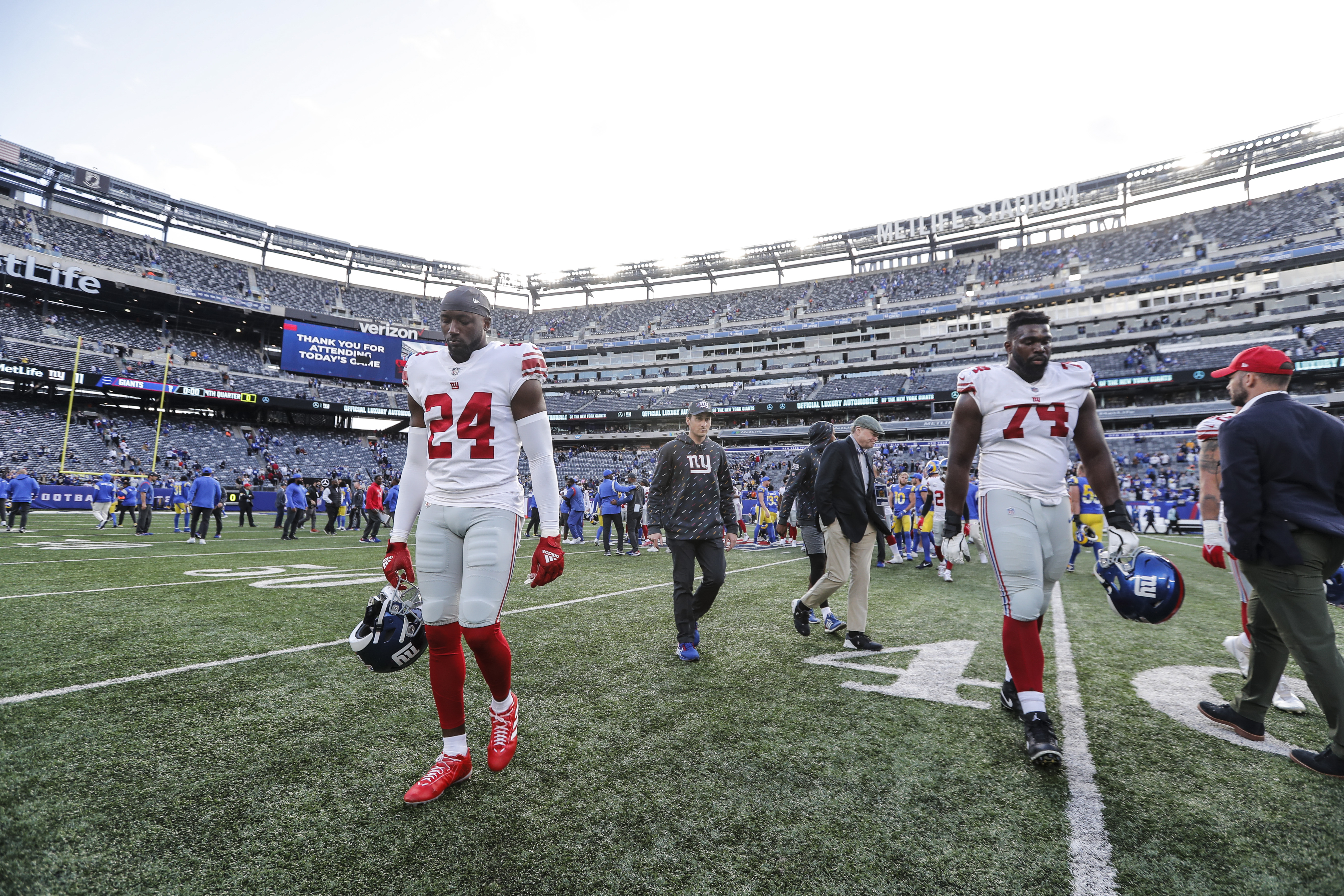 Giants fans boo John Mara during Eli Manning ceremony