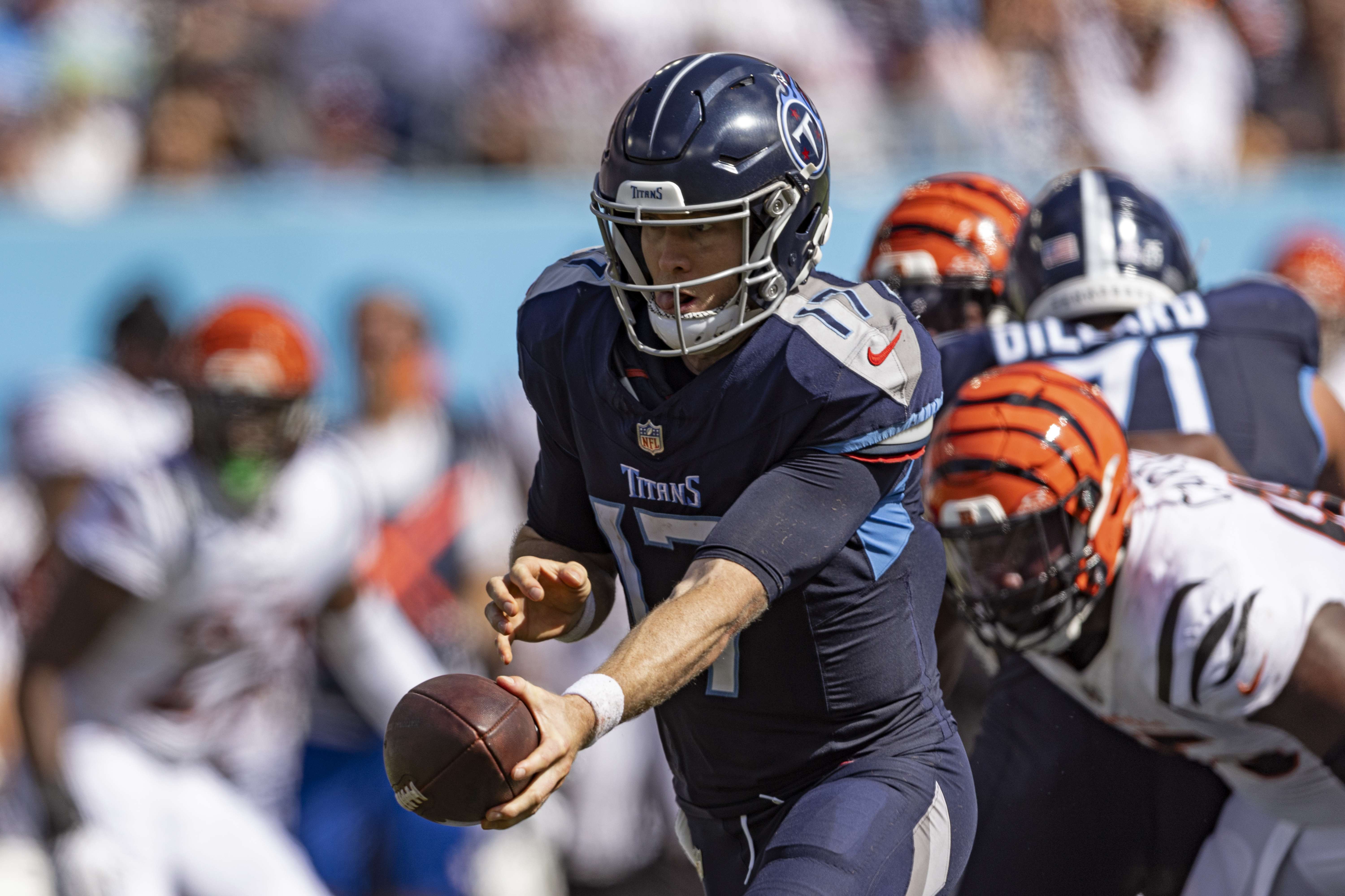 Tennessee Titans vs Denver Broncos: Watch on TV, live stream NFL game