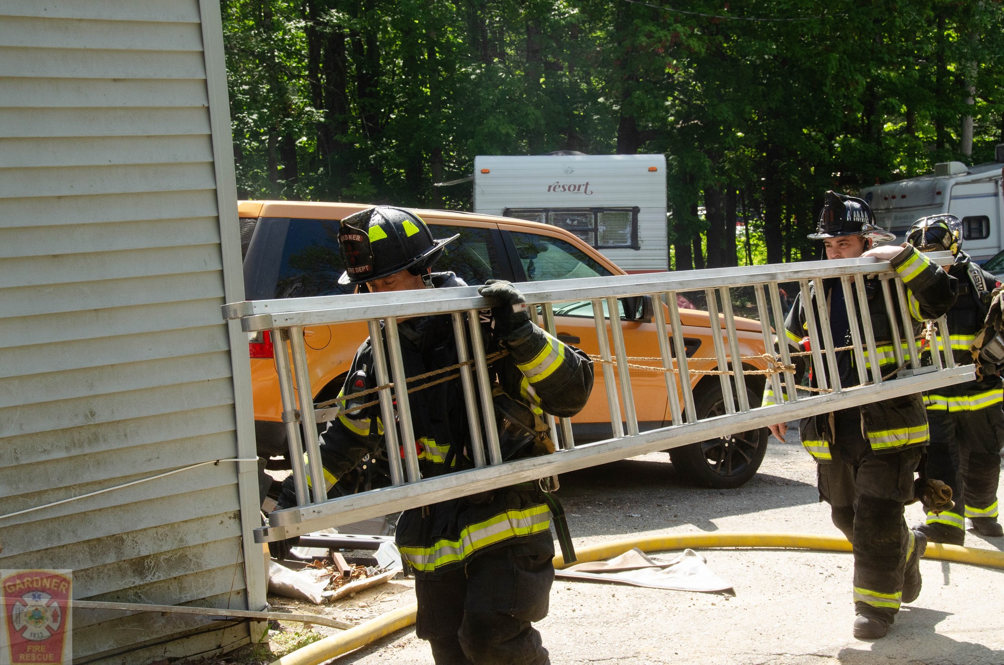 Fire in Hubbardston injures multiple people, burns vehicles