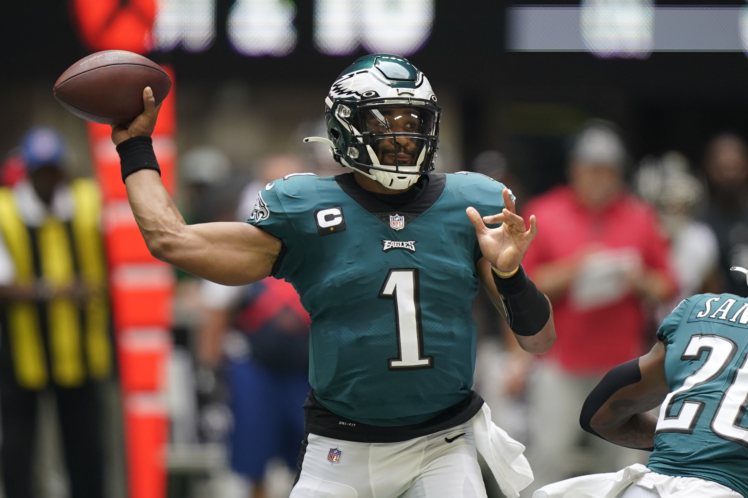 Eagles News: Donovan McNabb very impressed by Jalen Hurts