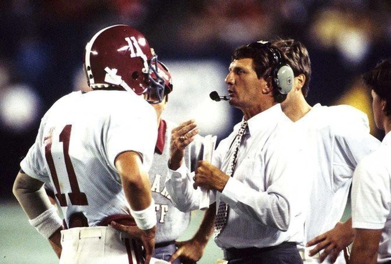 Former Alabama, NY Giants coach Ray Perkins dies at 79 – KXAN Austin