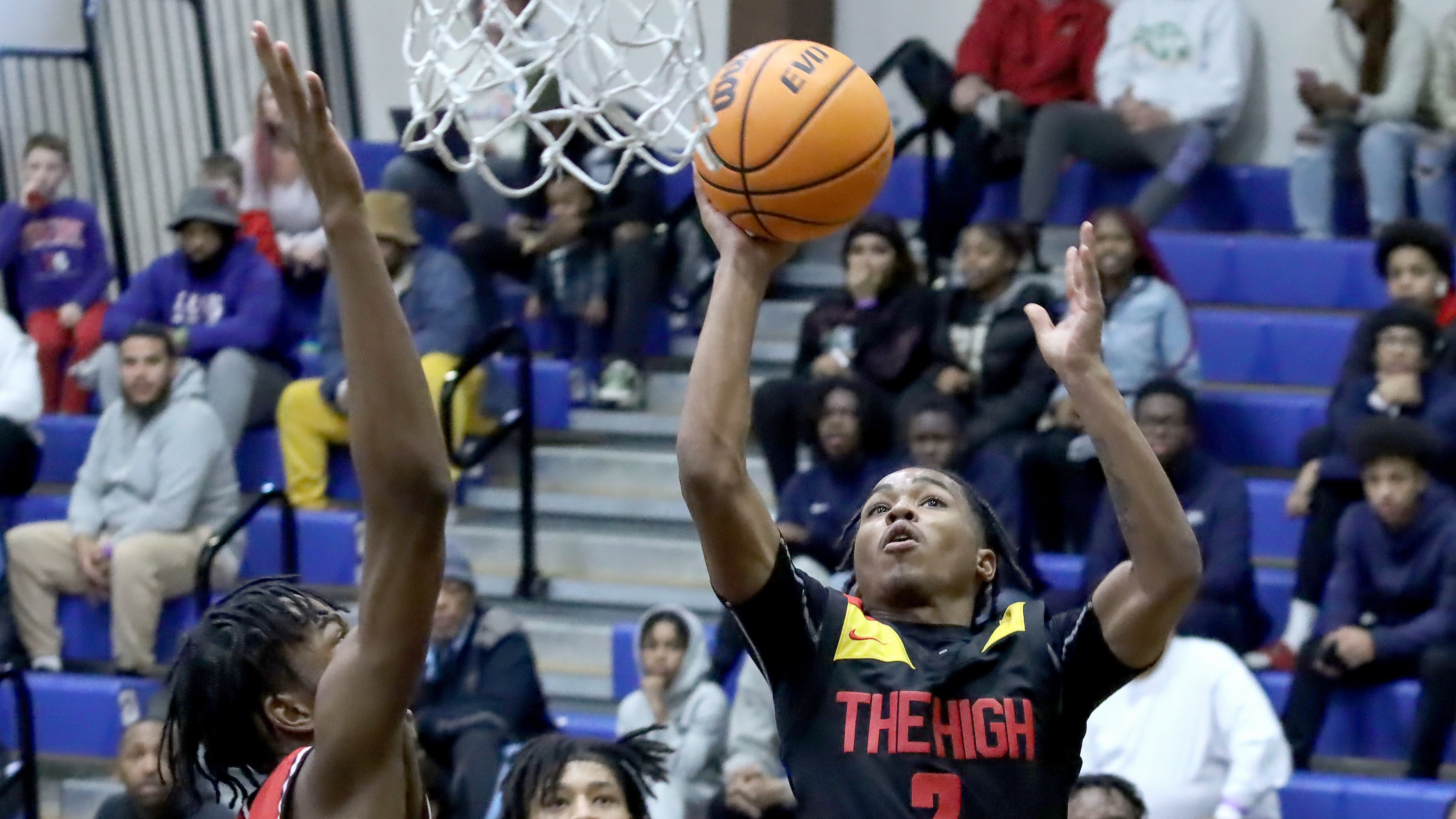 Undefeated Simeon tops Imhotep in nationally-ranked showdown at