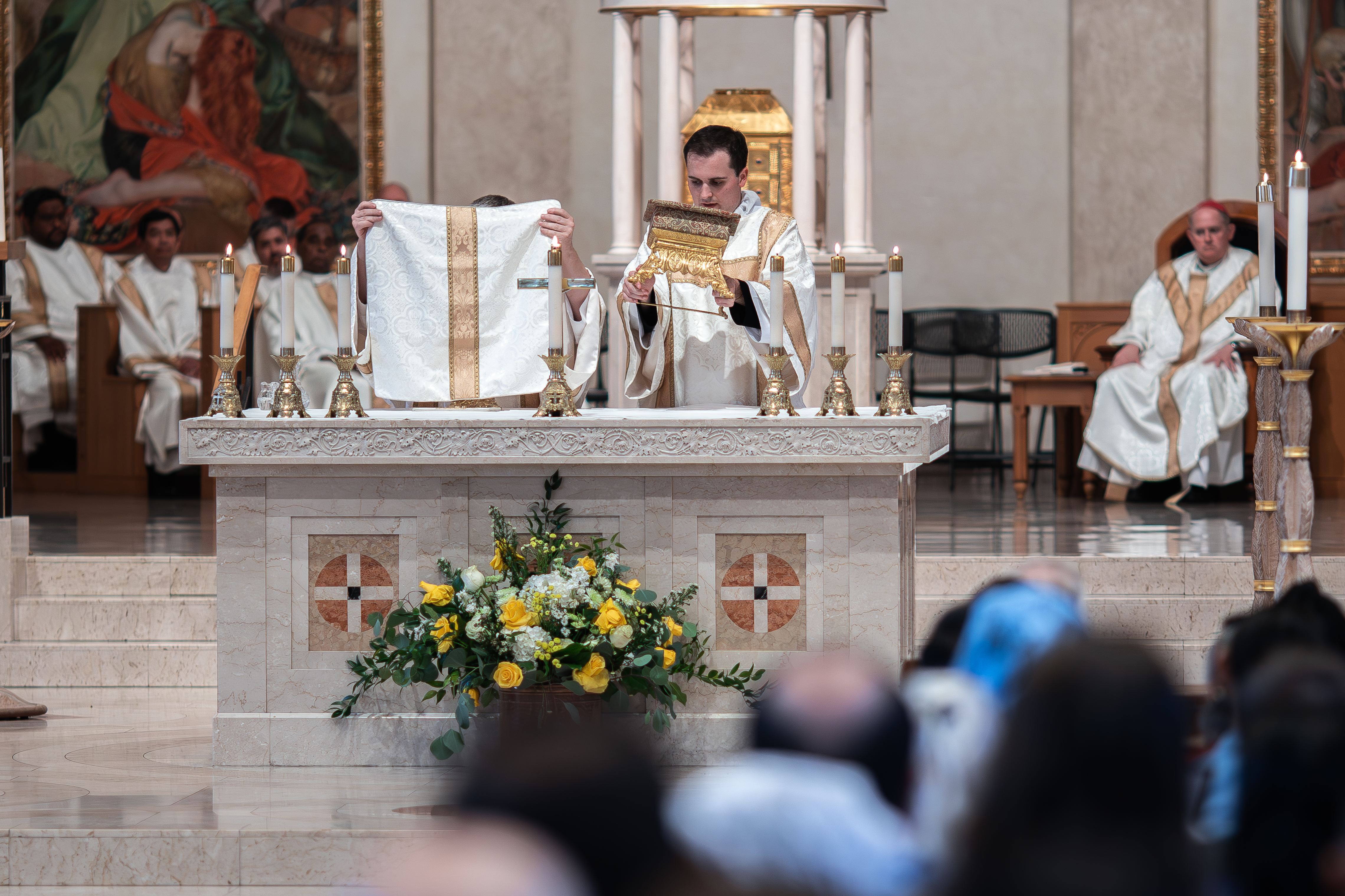 Thousands of Catholics fill Portland streets for Corpus Christi ...