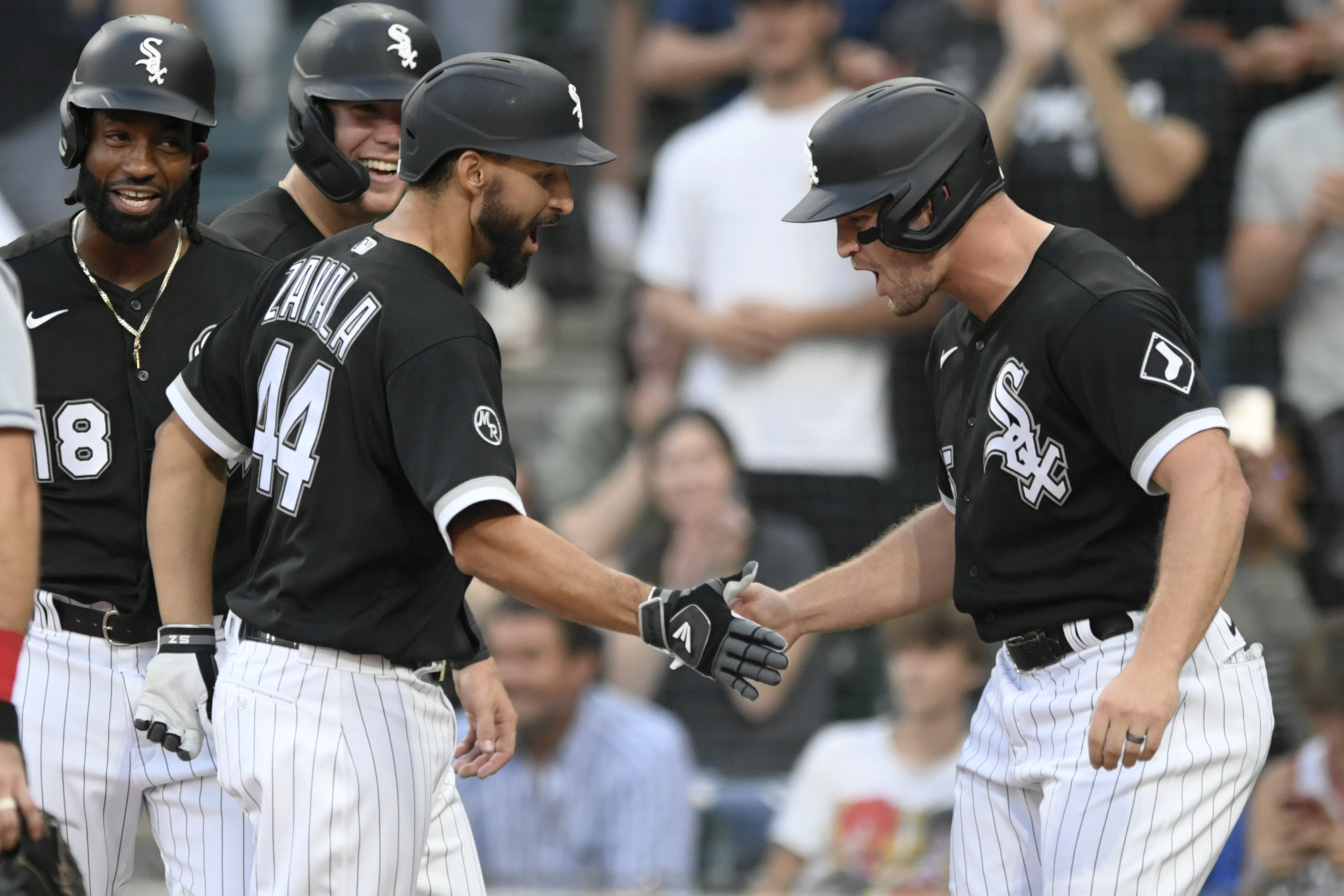 Dallas Keuchel empties his wallet, preps for new start with White Sox