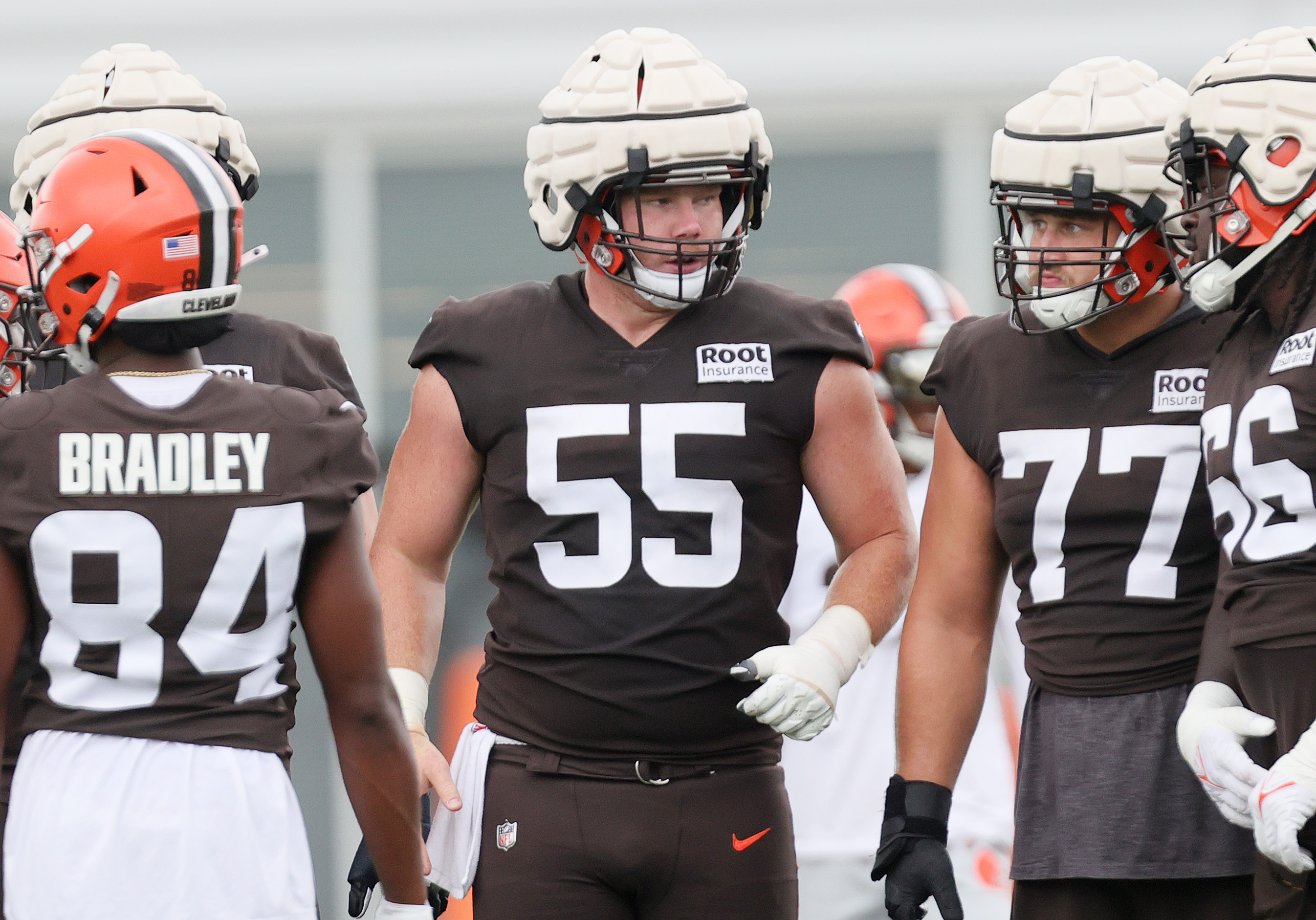 Myles Garrett, Ethan Pocic 'day-to-day,' will benefit from Browns bye