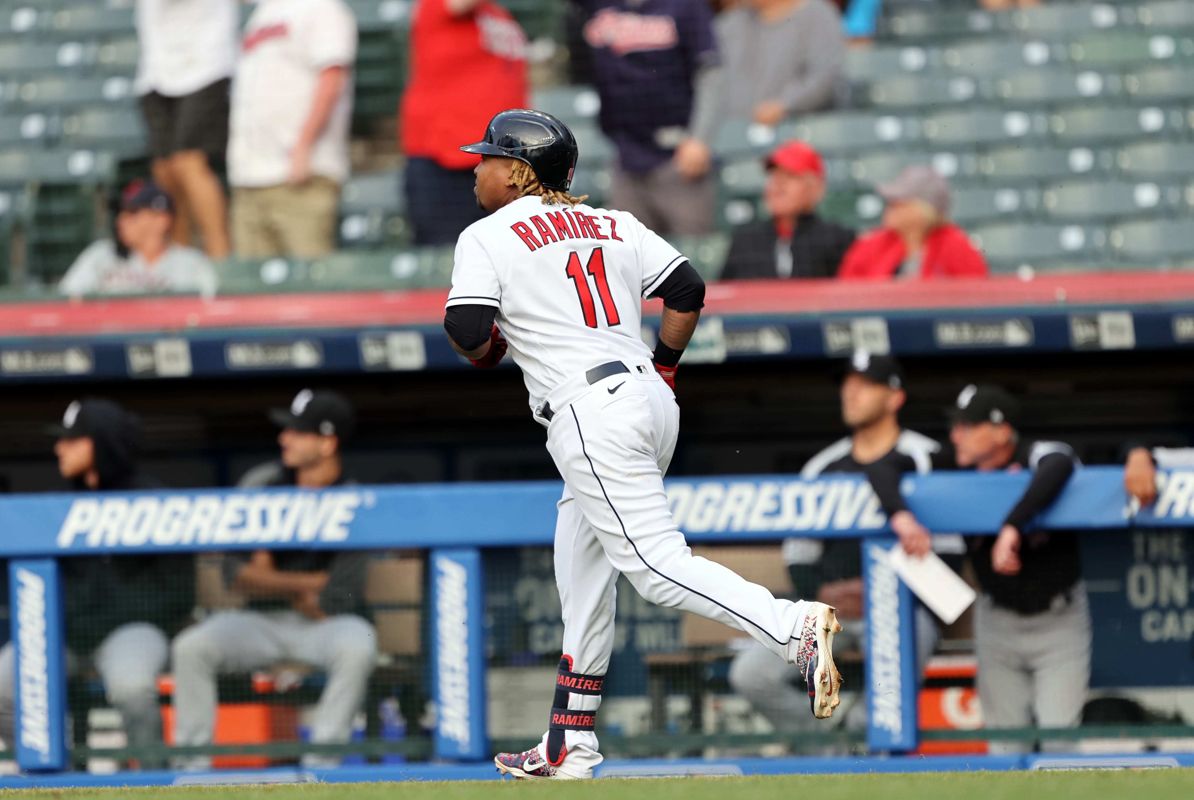 Yermin Mercedes of the Chicago White Sox runs the bases against