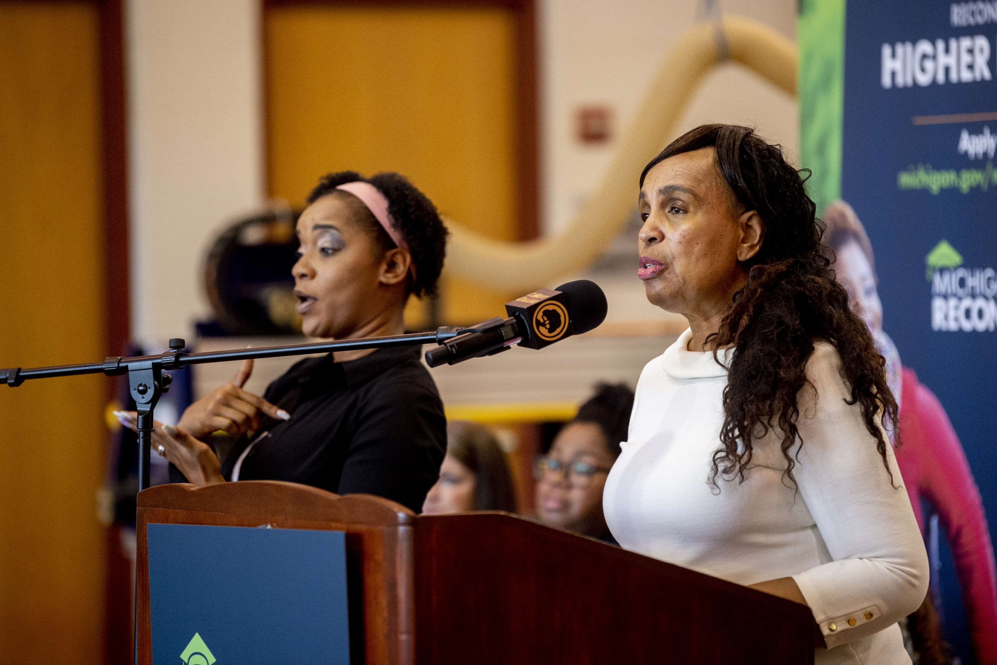 Lt. Gov. Gilchrist highlights Michigan Reconnect program at Mott ...