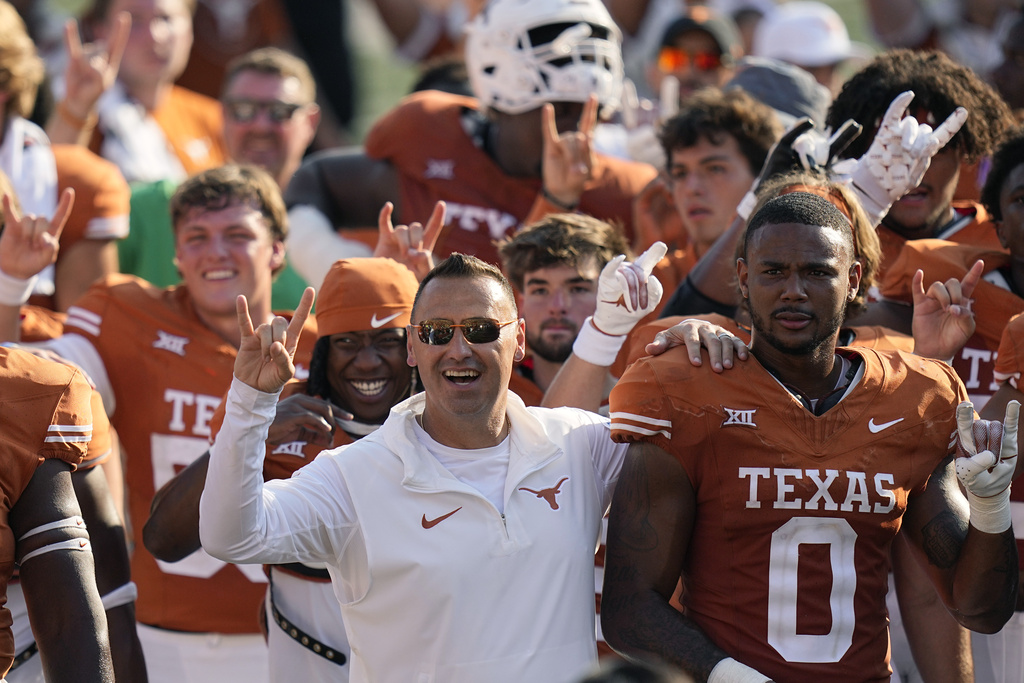 Texas hates Texas most out of all college football teams in U.S.