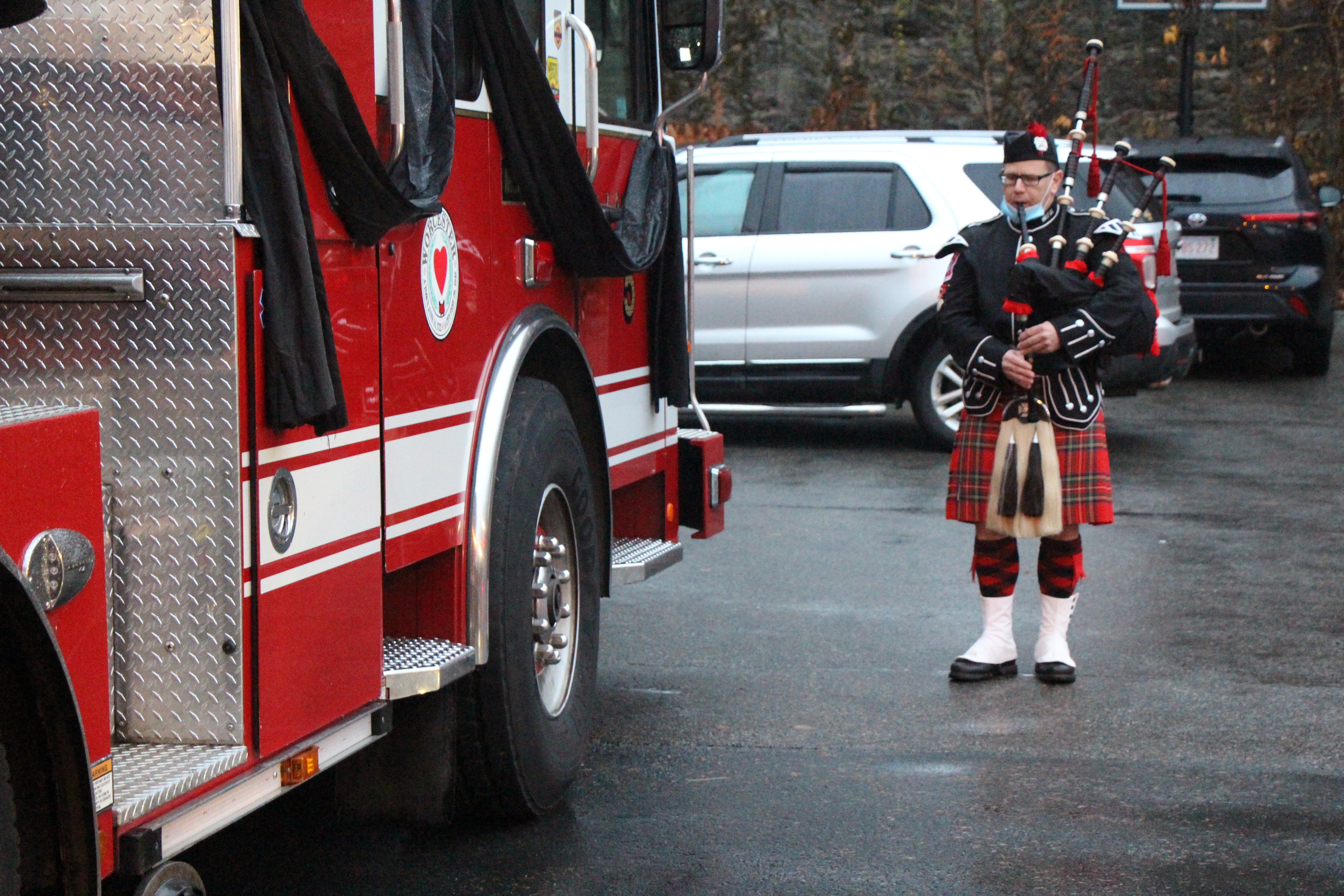 Worcester Fire Lt. Jason Menard remembered 1 year after line-of-duty ...