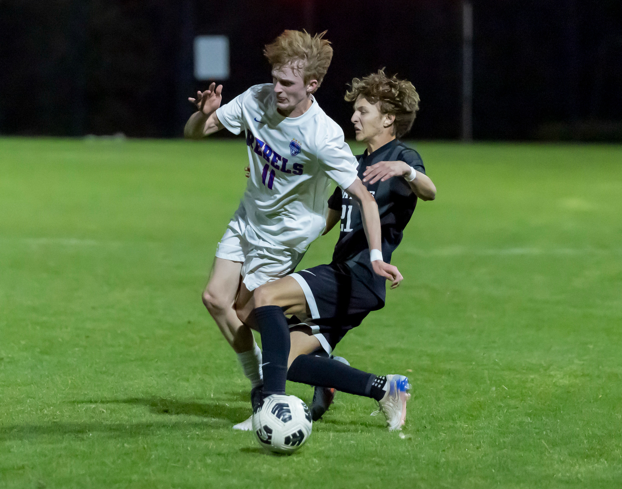 Vestavia Hills at Mountain Brook boys soccer - al.com