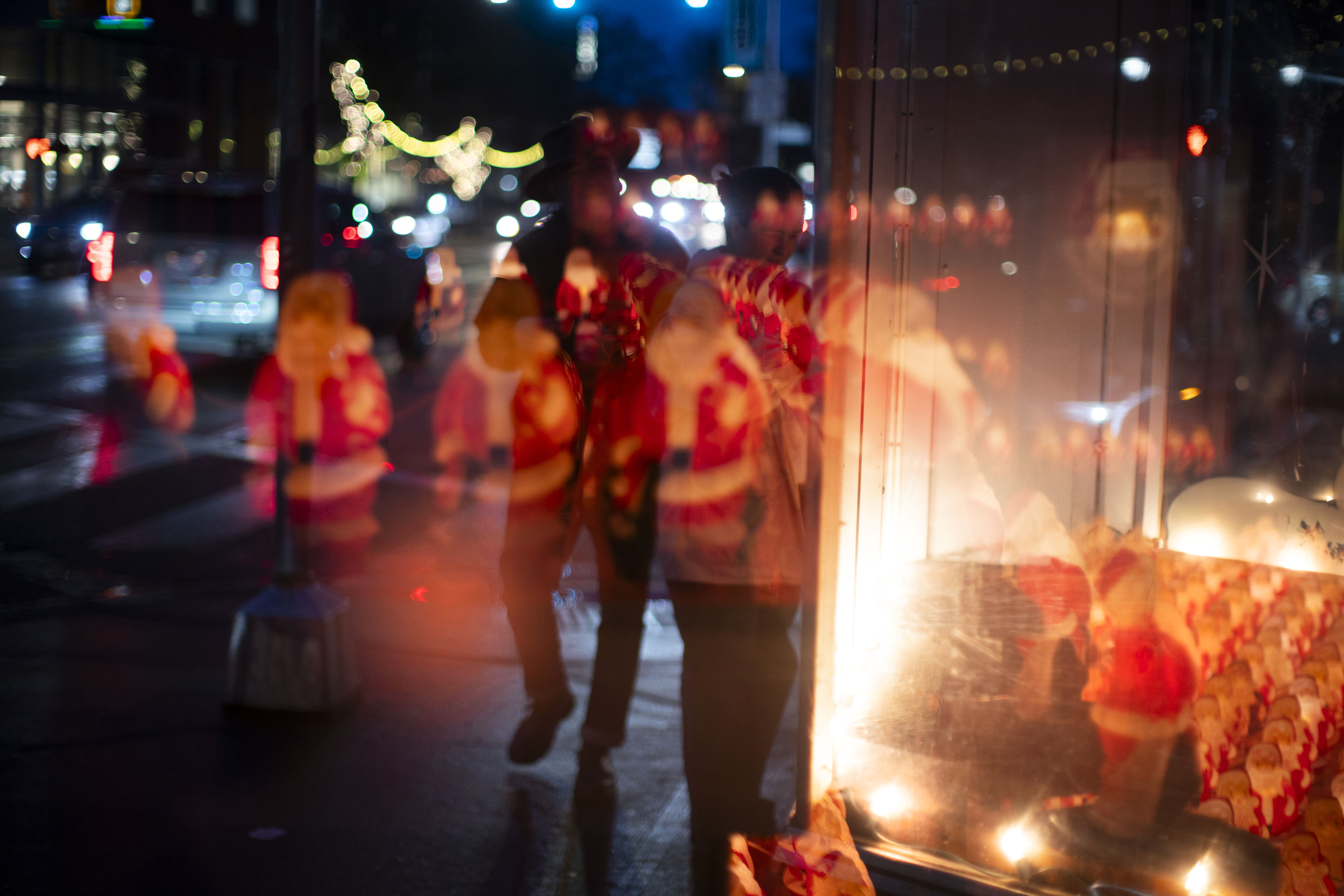 2024 Santa Clones illuminate Portland - oregonlive.com