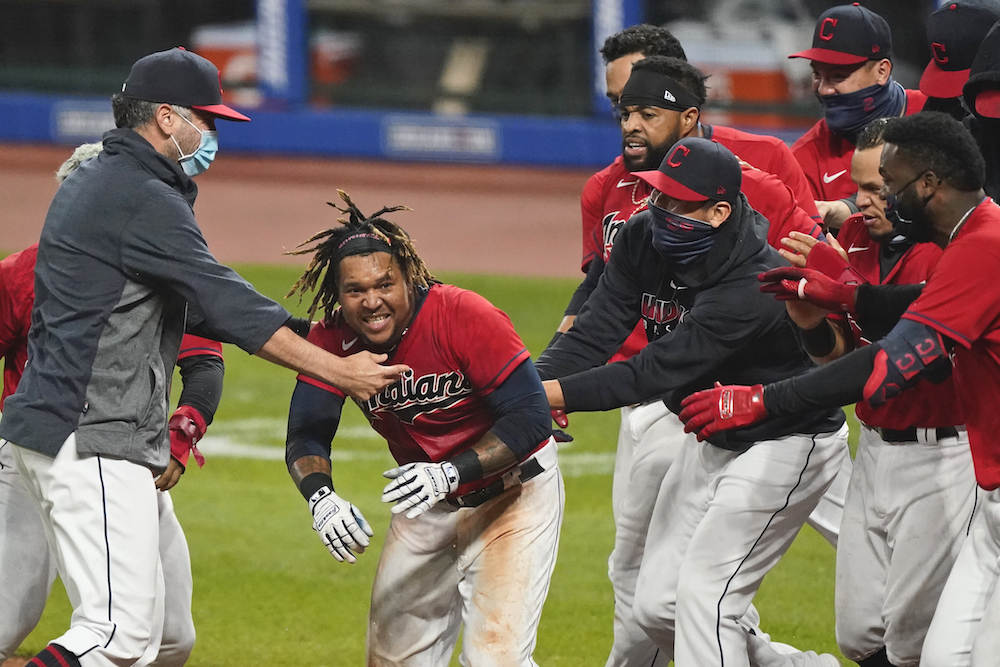 Indians clinch playoff spot as Ramirez home run puts them past White Sox