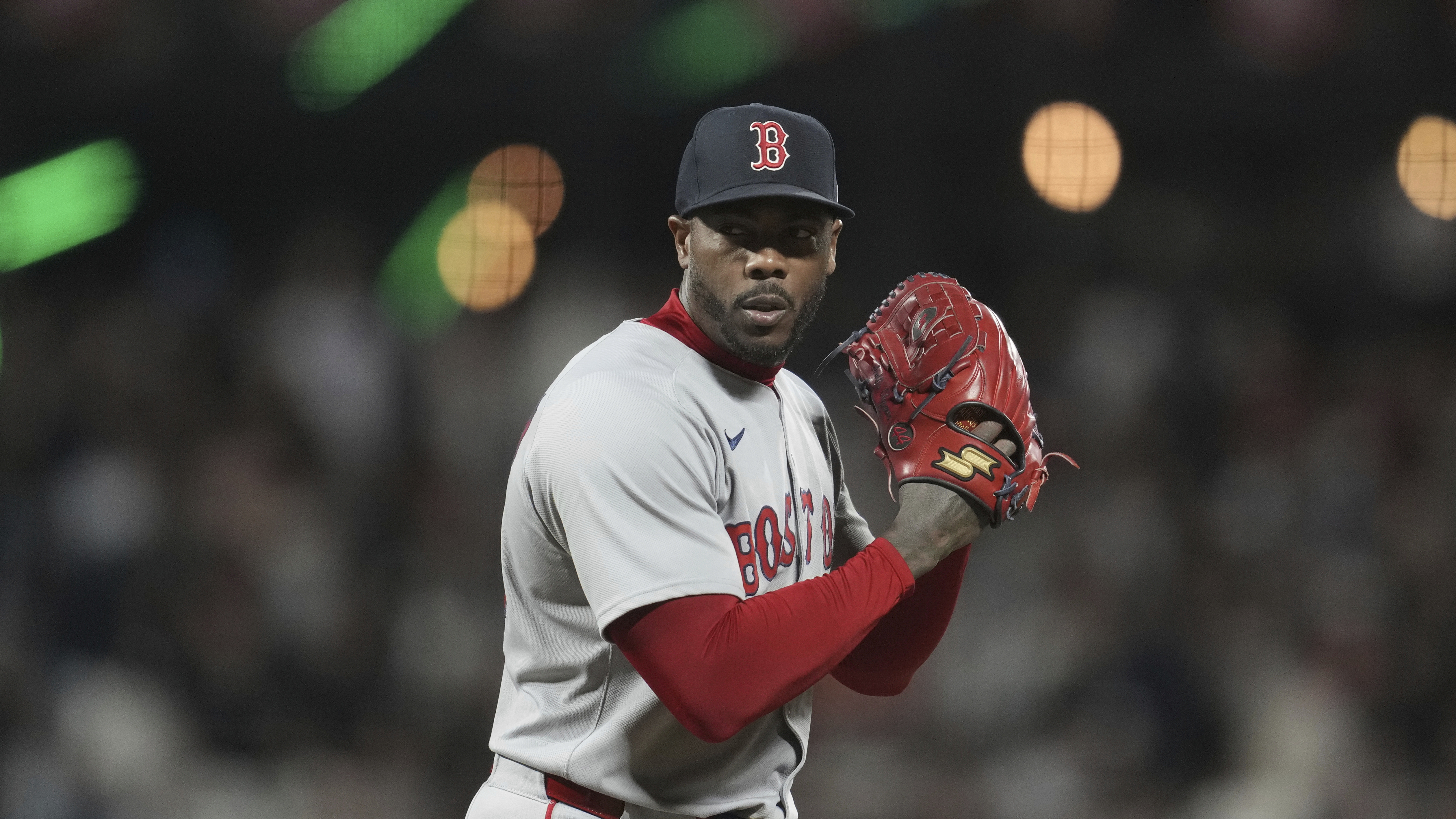 Red Sox closer: 'I'd retire on the spot' rather than play for