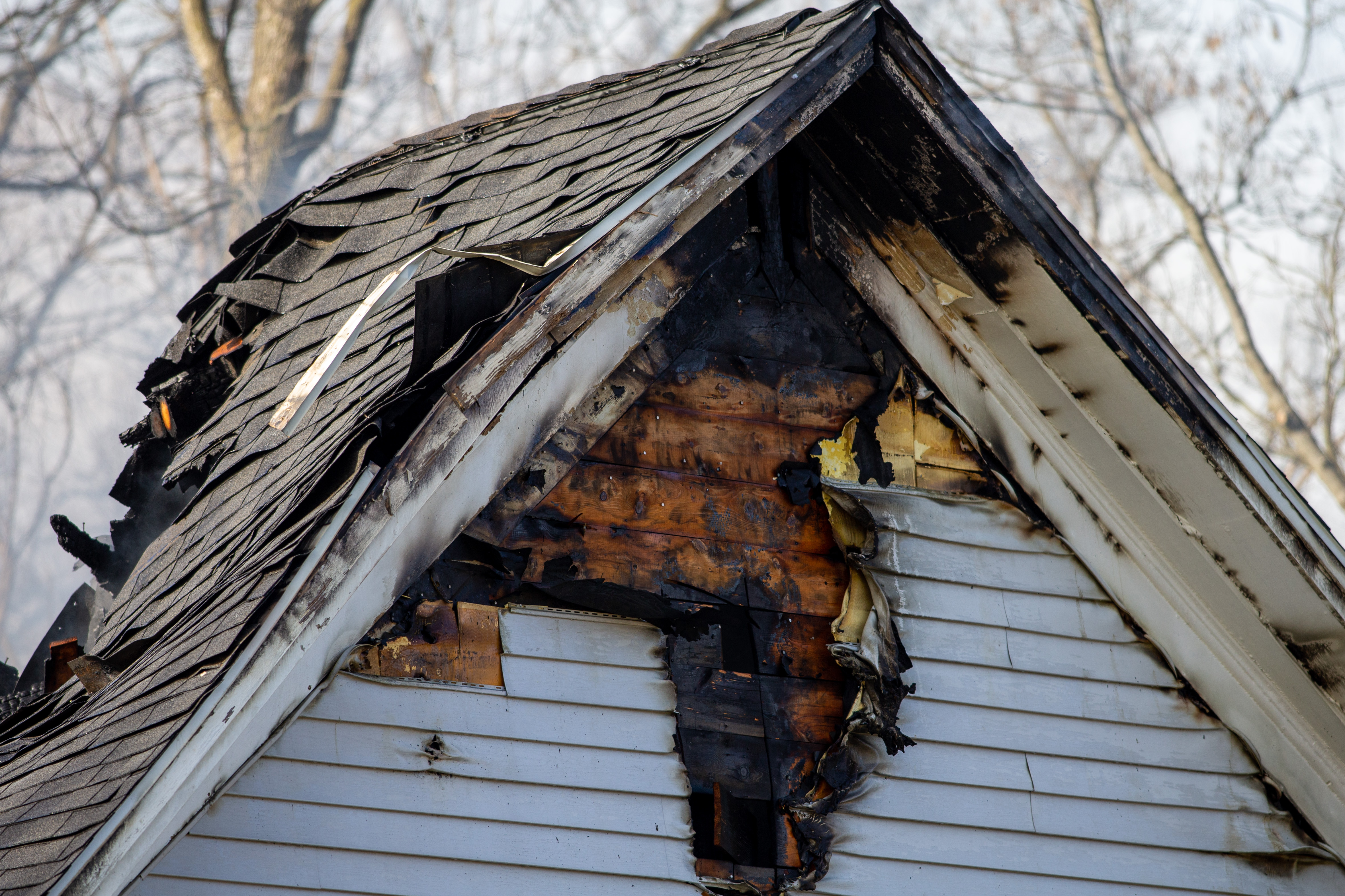 Firefighters from multiple departments respond to house fire in Marne ...