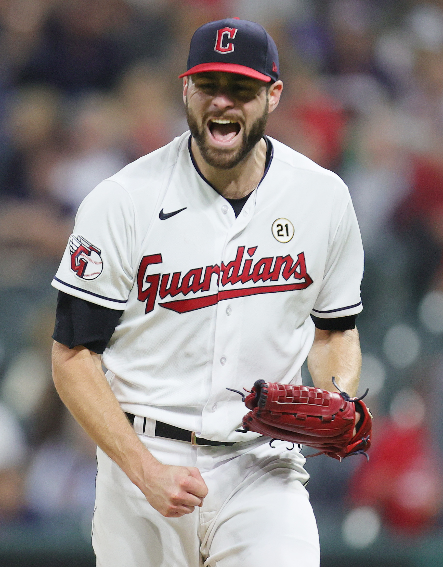 Giolito strikes out season-high 12 for Cleveland in 12-3 win over Texas