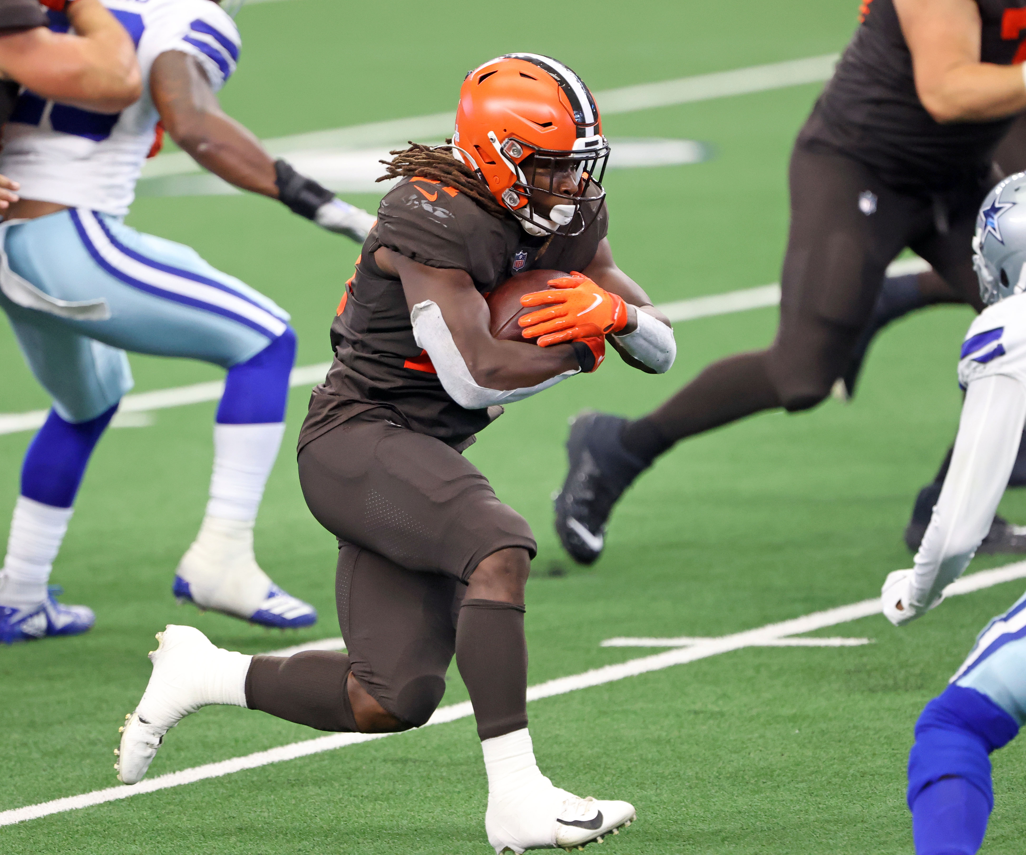 Cleveland Browns Lose Leading Rusher Nick Chubb In Win Over Cowboys