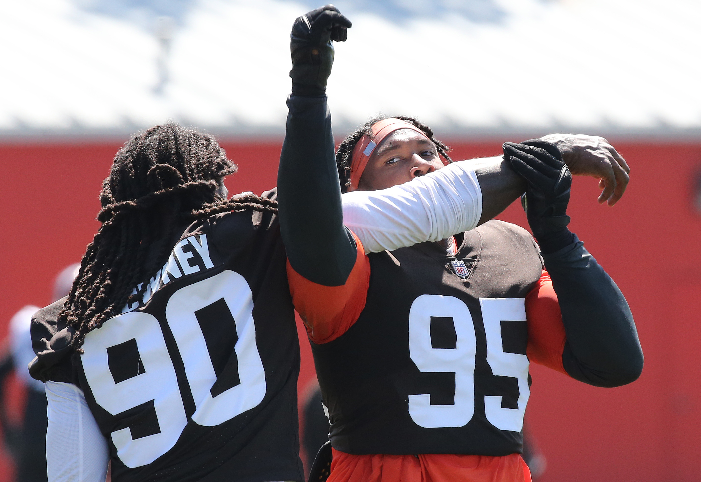 Jadeveon Clowney making strong impression at Cleveland Browns training camp, NFL News