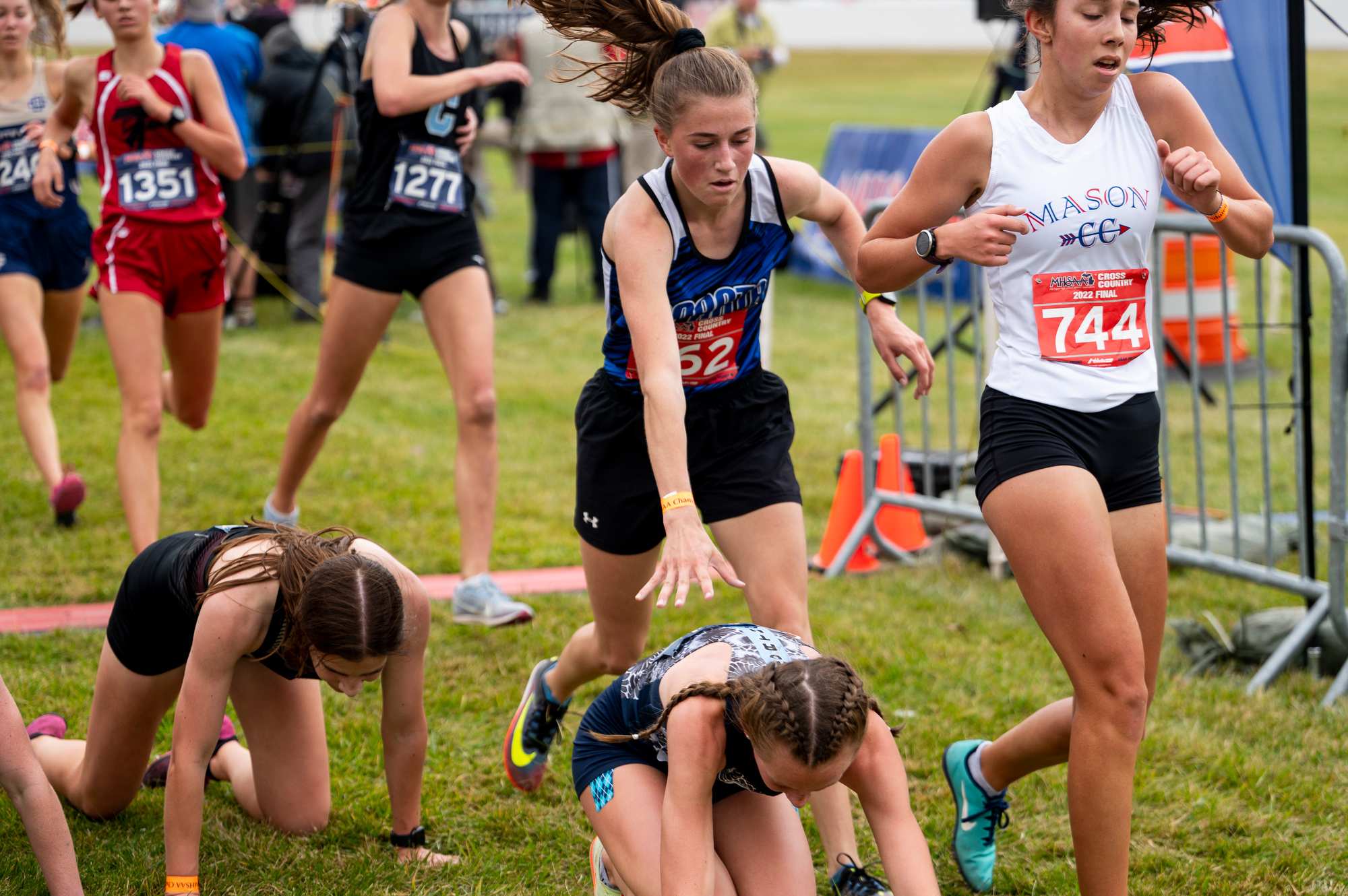 Our favorite photos from 2022 MHSAA Cross Country State Championships