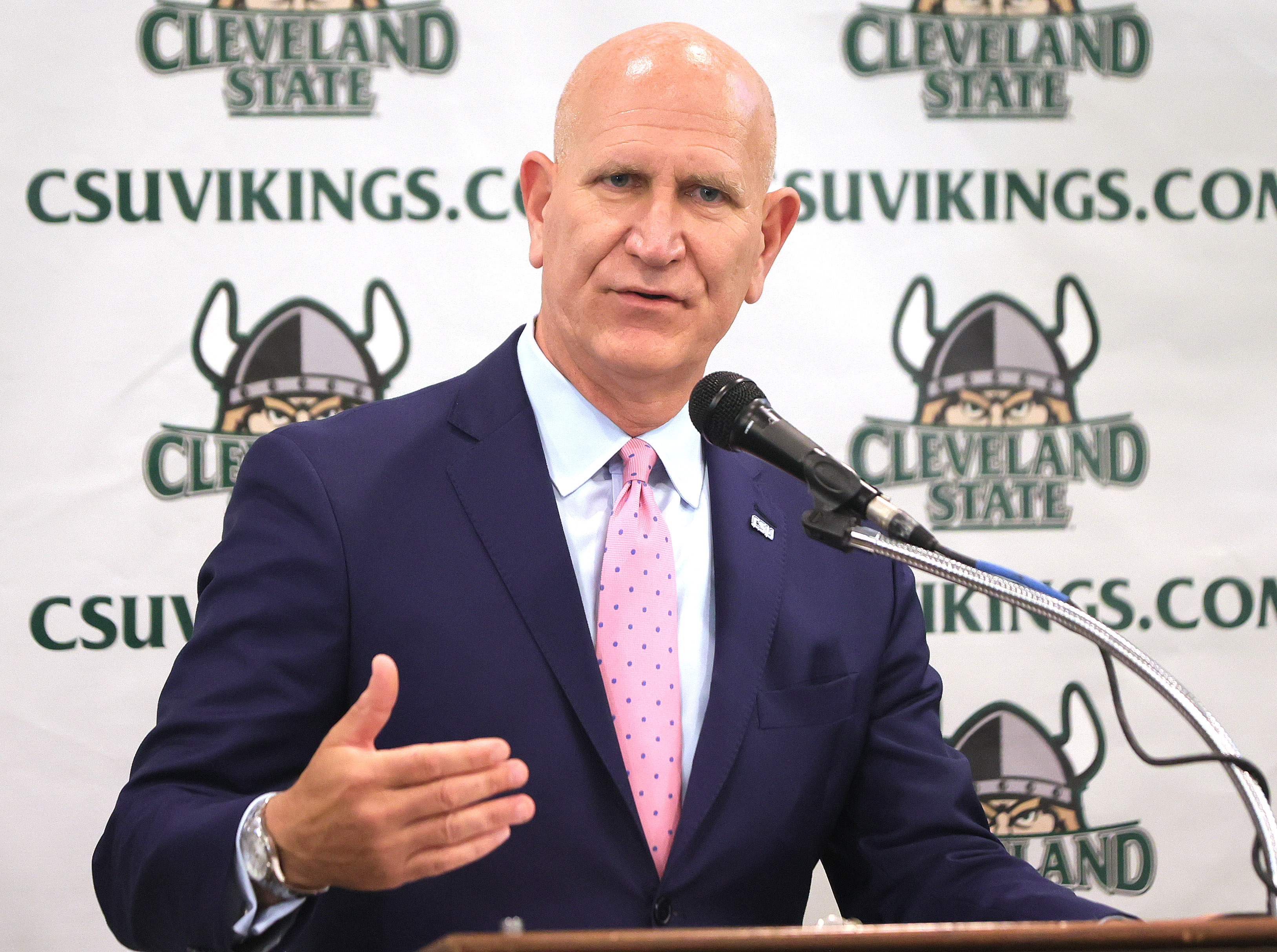 Cleveland State will pay outgoing President Harlan Sands nearly $1 million  and offers him $348,000 teaching job - cleveland.com