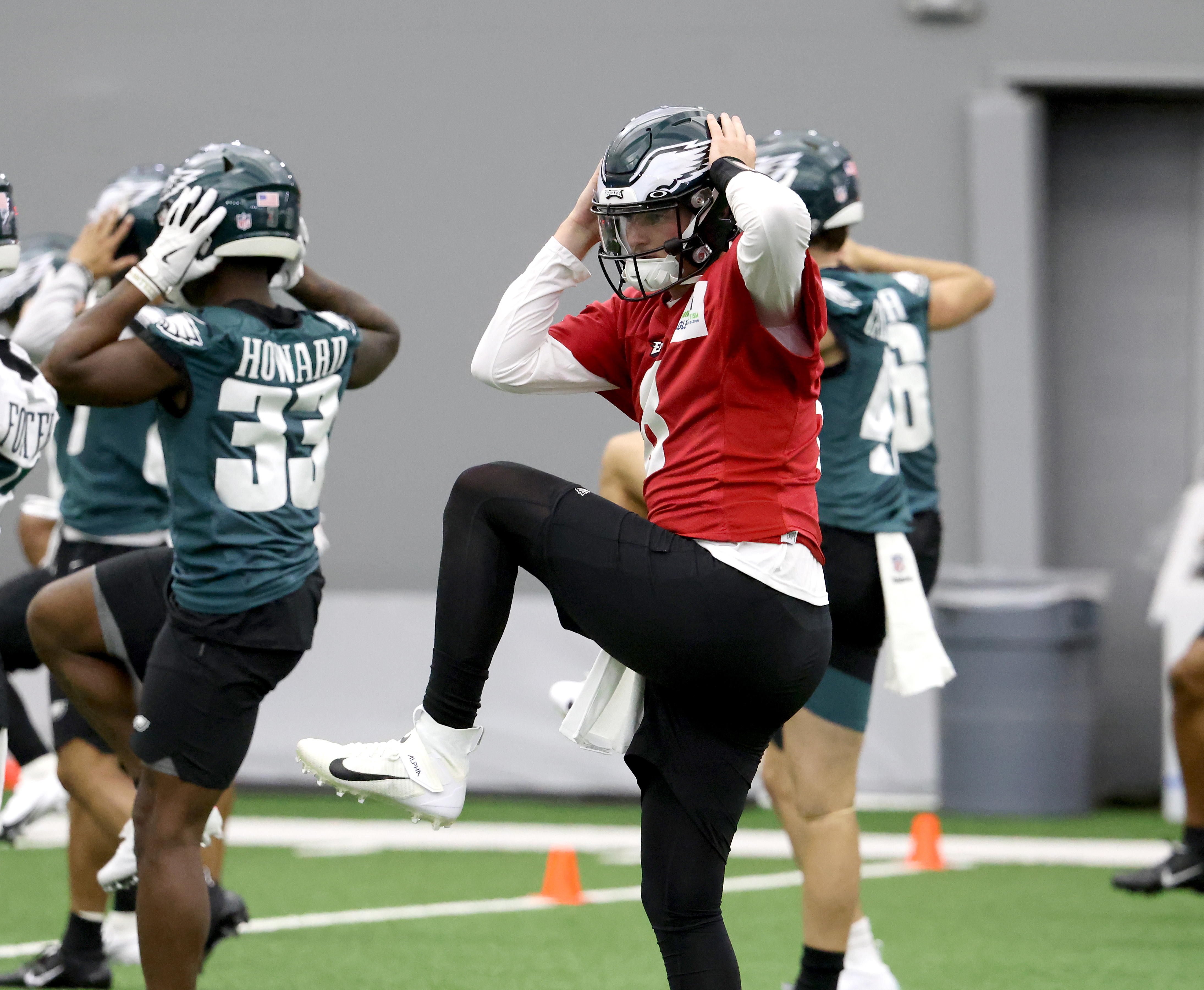 Eagles' Jordan Davis, Nakobe Dean have a head start in rookie minicamp