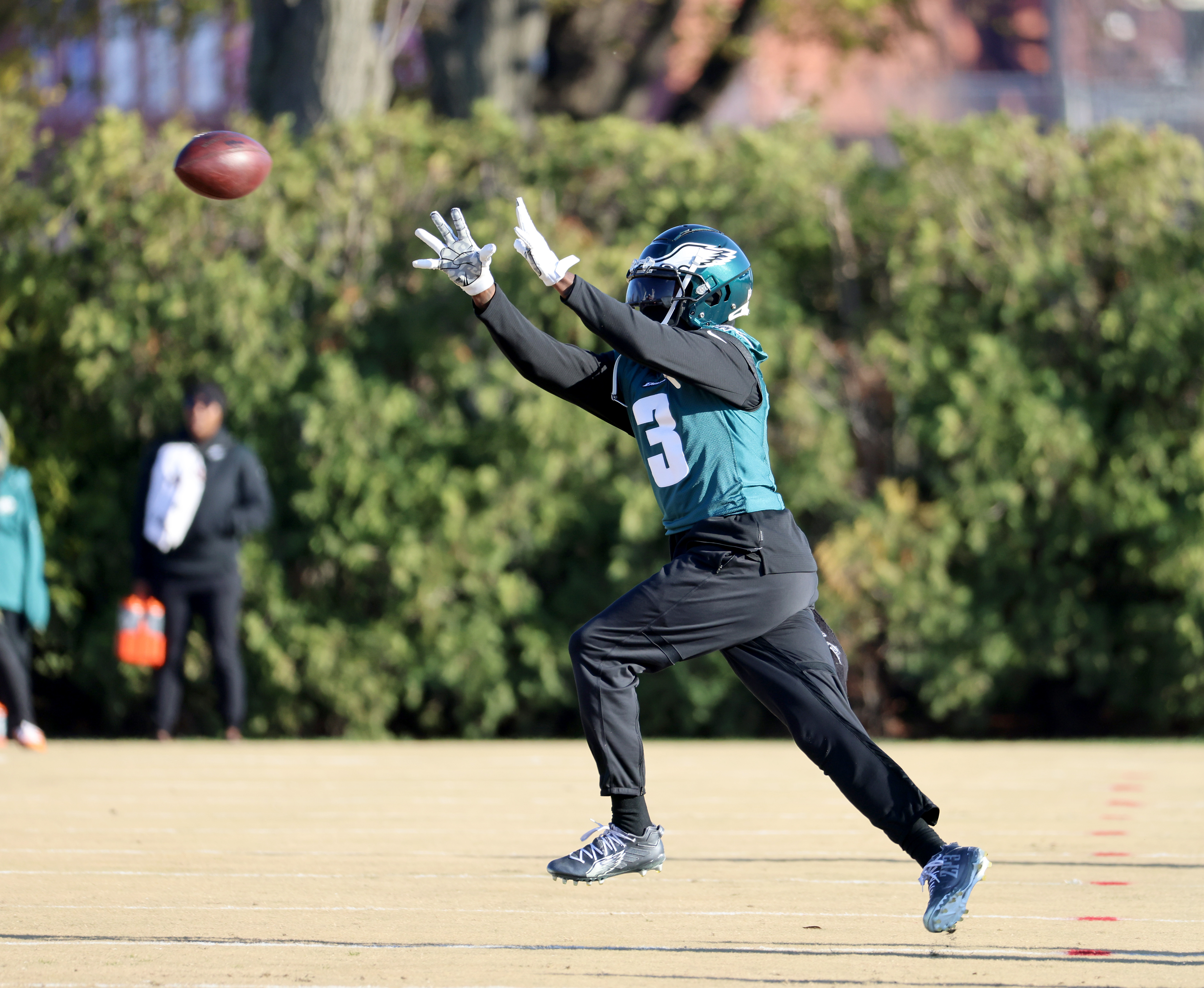 A.J. Brown-James Bradberry battles in training camp help sharpen the Eagles