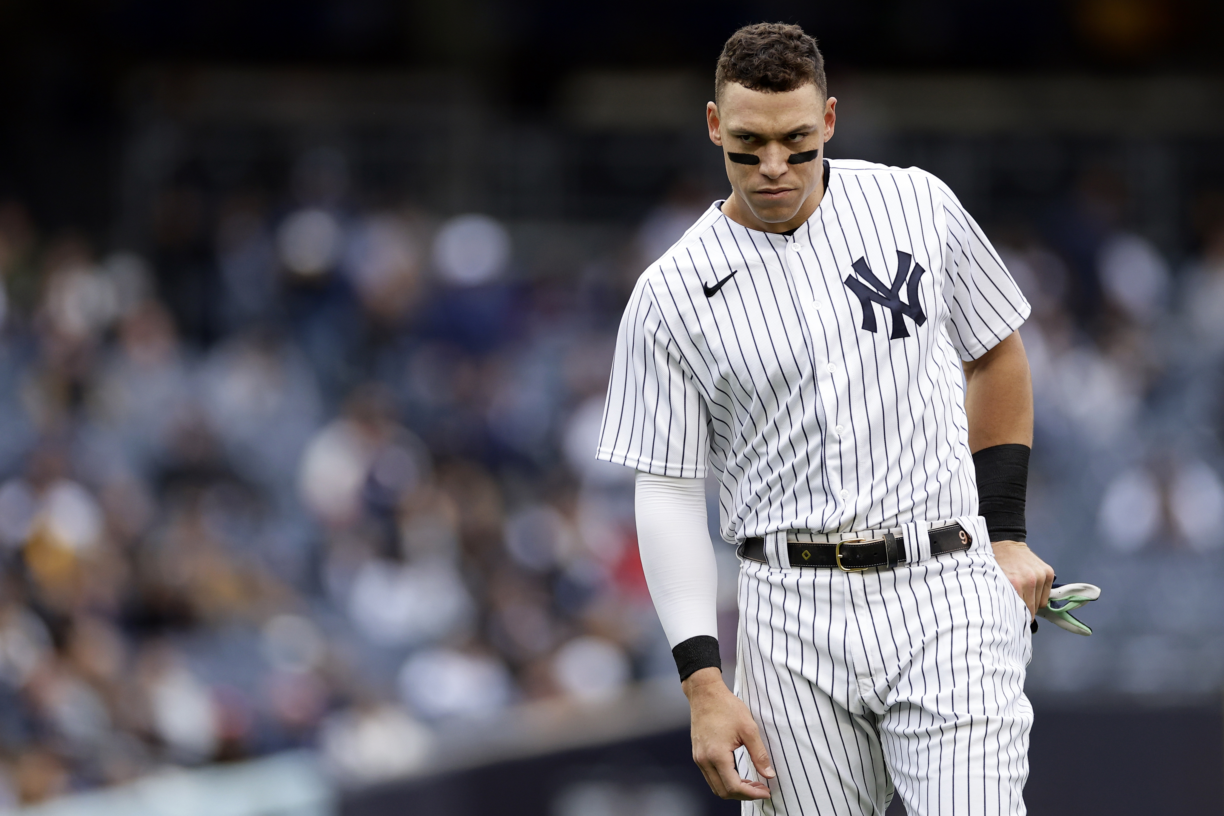 Aaron Judge Thankful Yankees Protecting Privacy By Keeping Name Off Back Of  Jersey : r/baseball