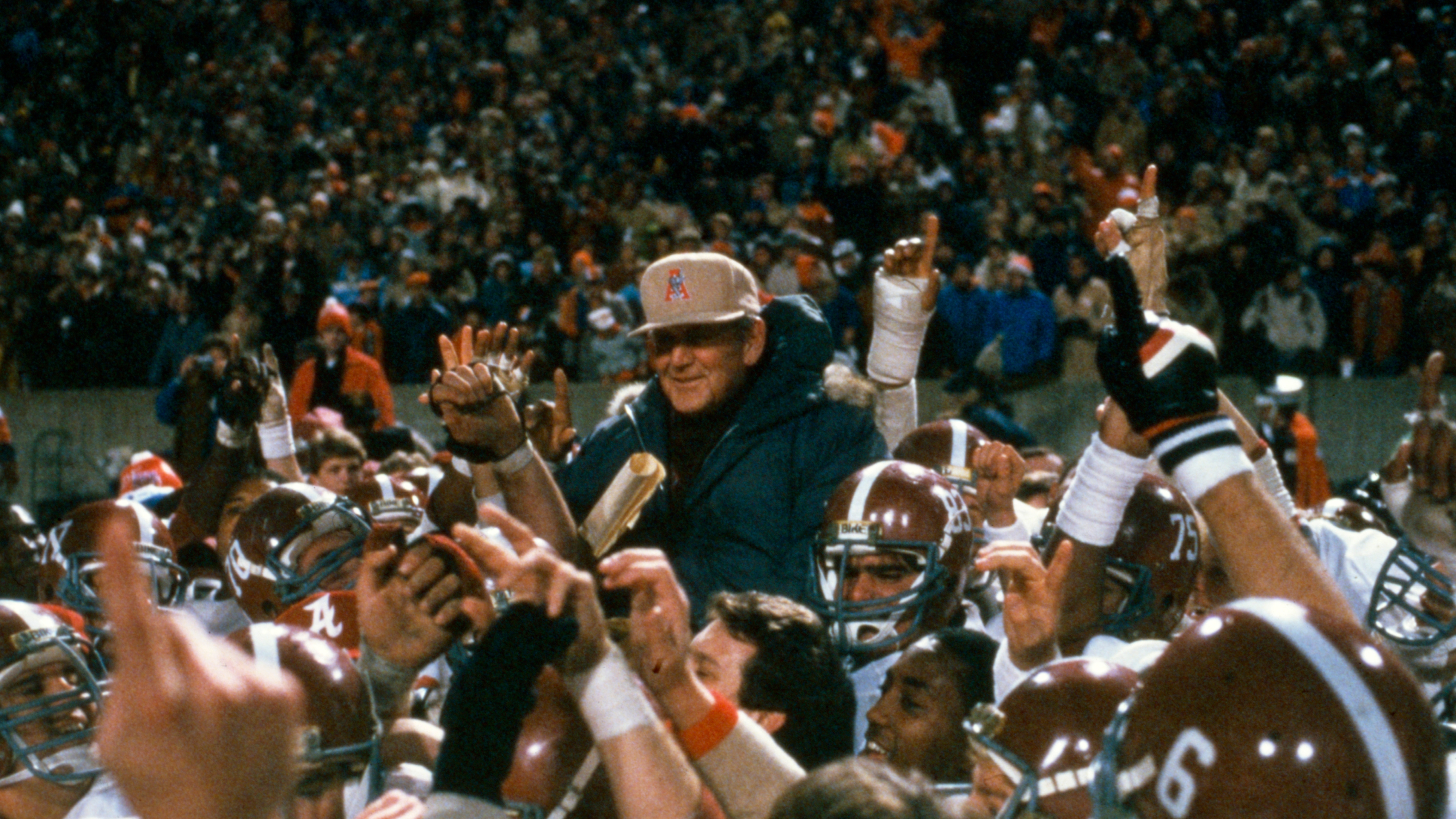 Ray Lewis gives inspired pregame speech to Clemson (VIDEO)