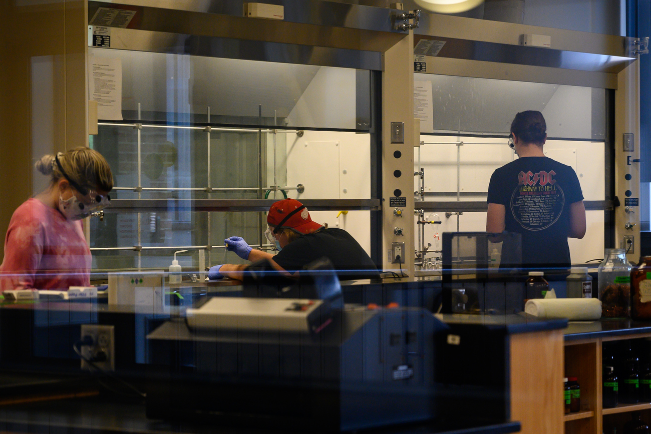 Eastern Michigan University sets up COVID precautions for students ...