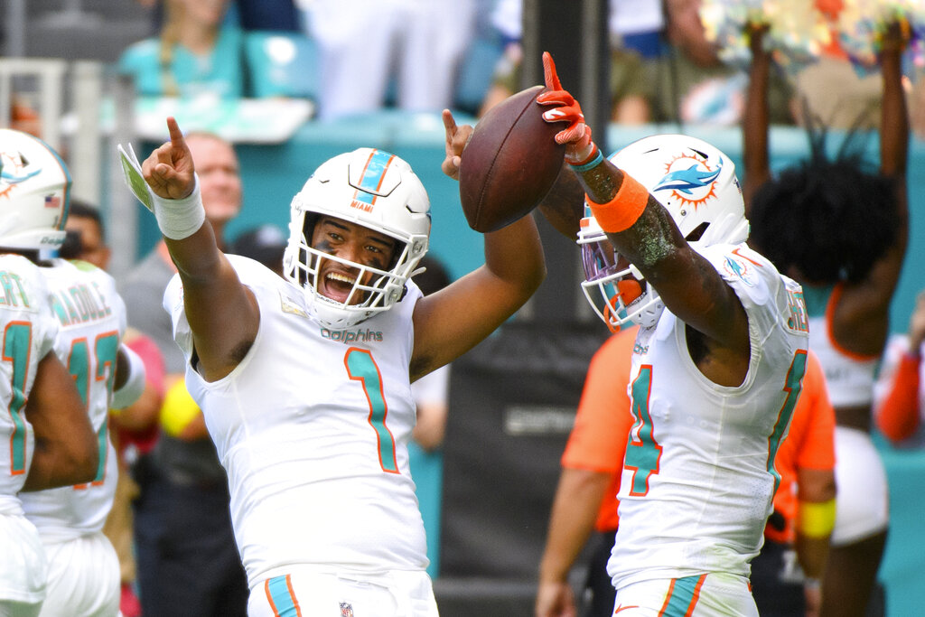 Miami Dolphins vs. San Francisco 49ers: How to watch for free (12/4/22) 