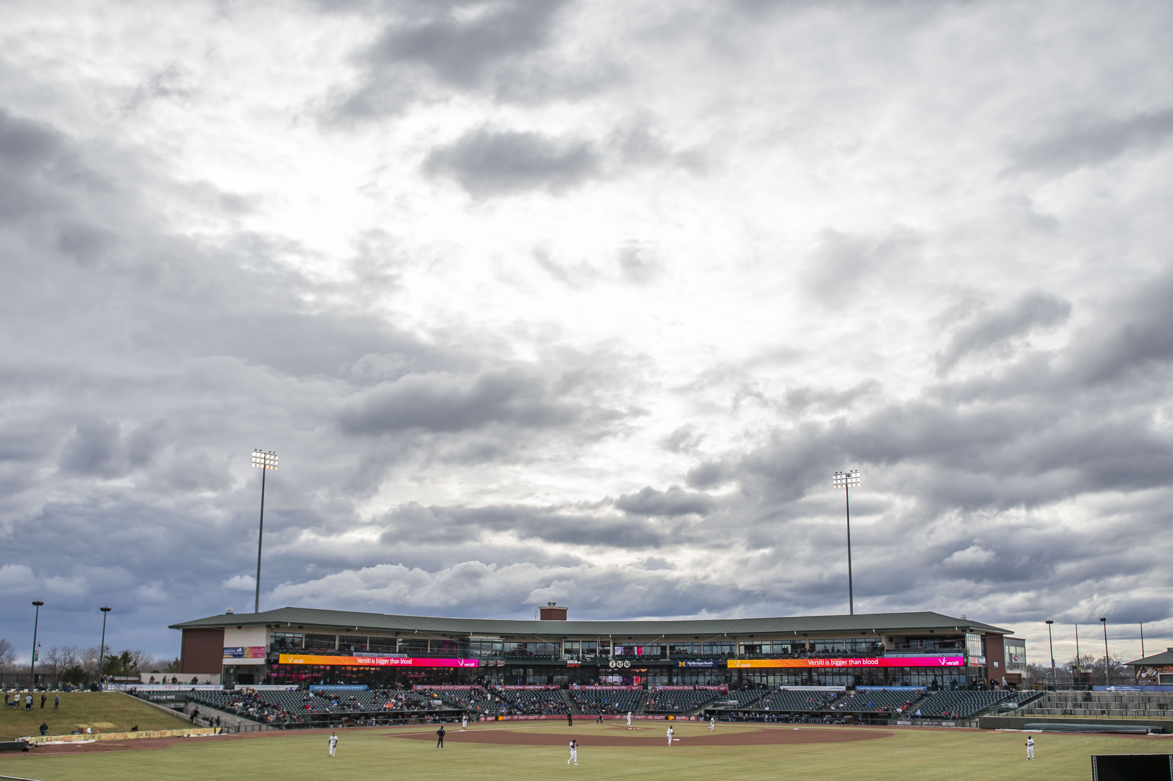 Los Angeles Dodgers prospect, Great Lakes Loons pitcher Victor