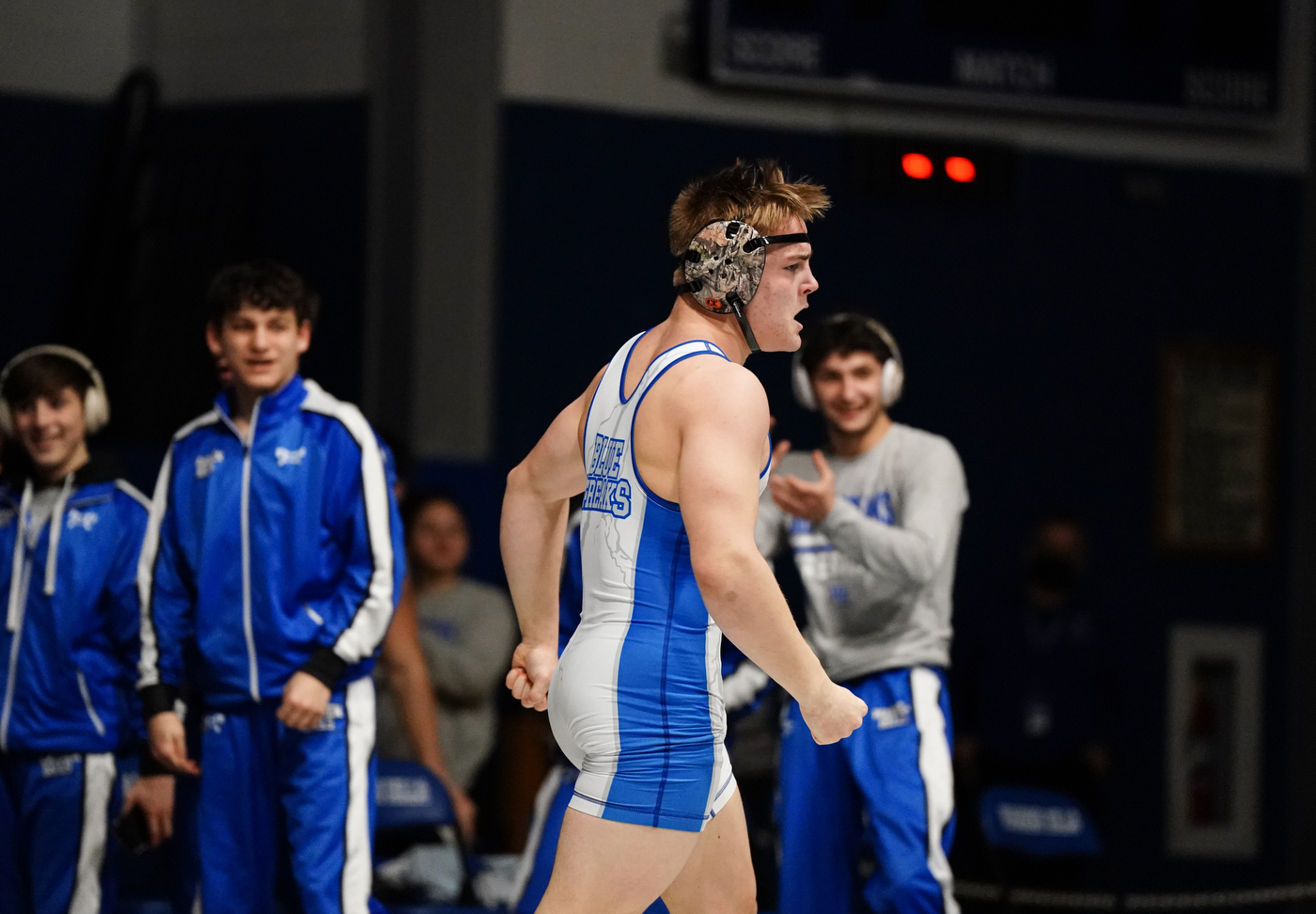 Warren Hills wrestling hosts West Essex in 2022 NJSIAA North 2 Group 3