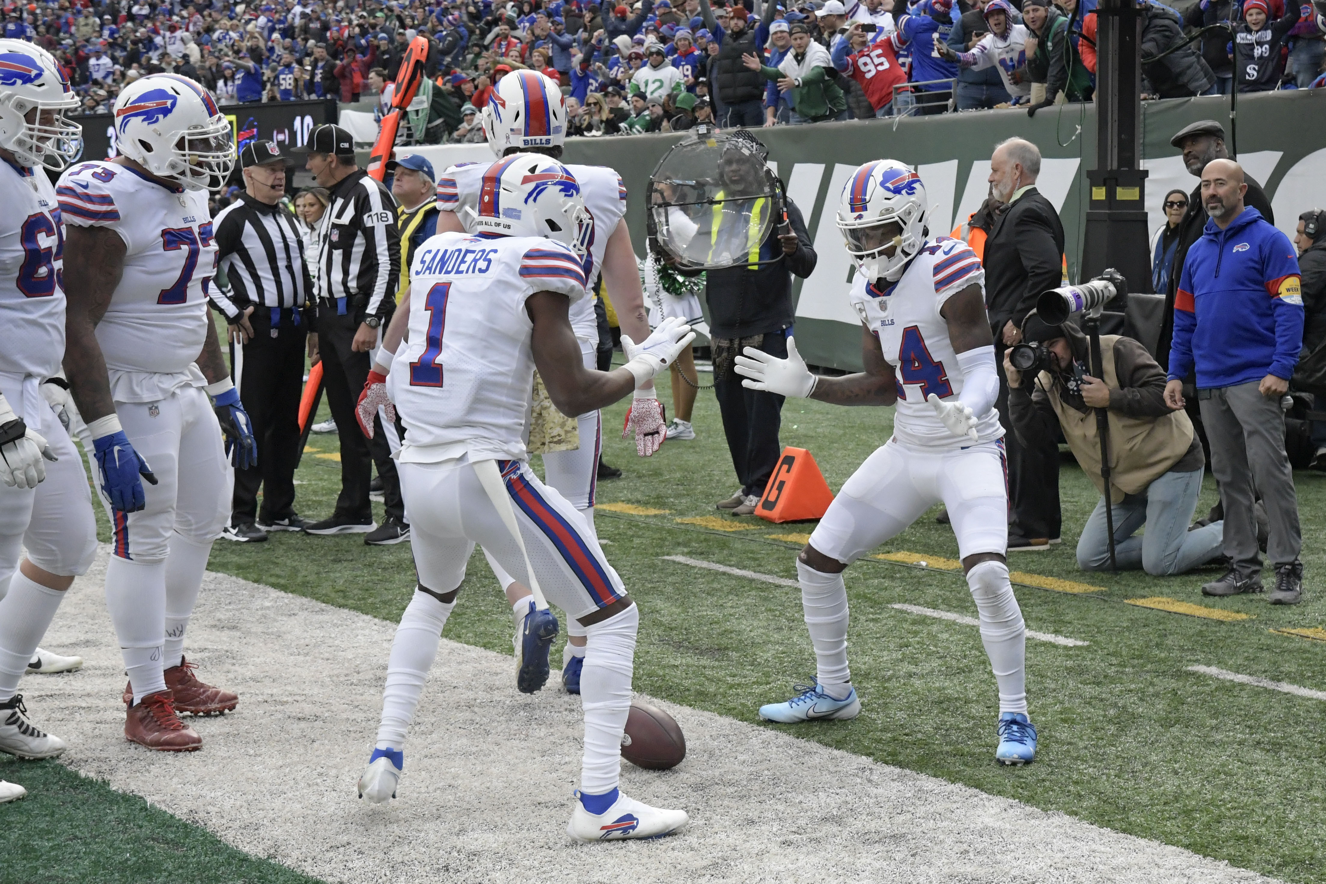 Bills punish Jets, 45-17, in bounce back win; force 4 Mike White