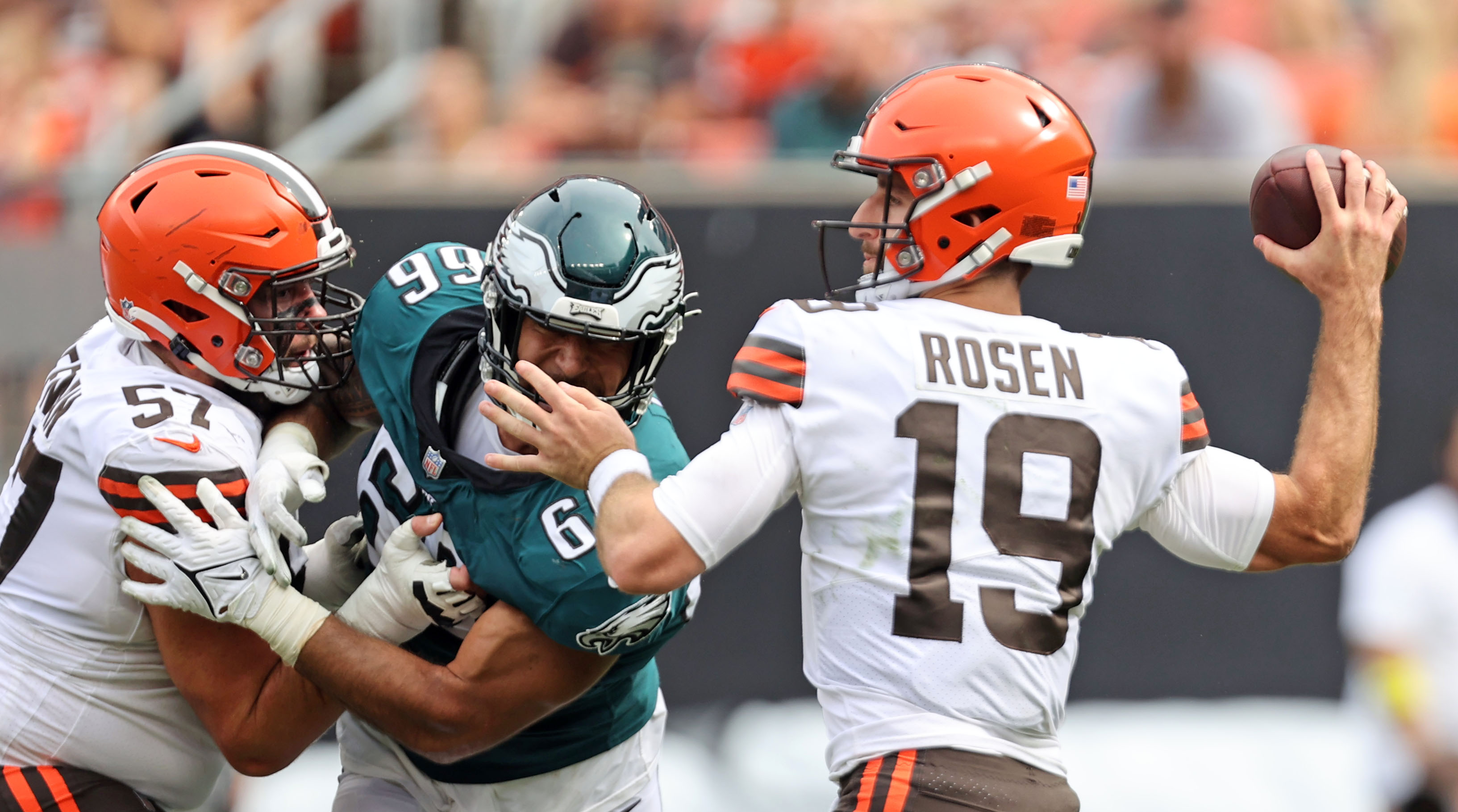 Eagles hire retired defensive lineman to coaching staff role 