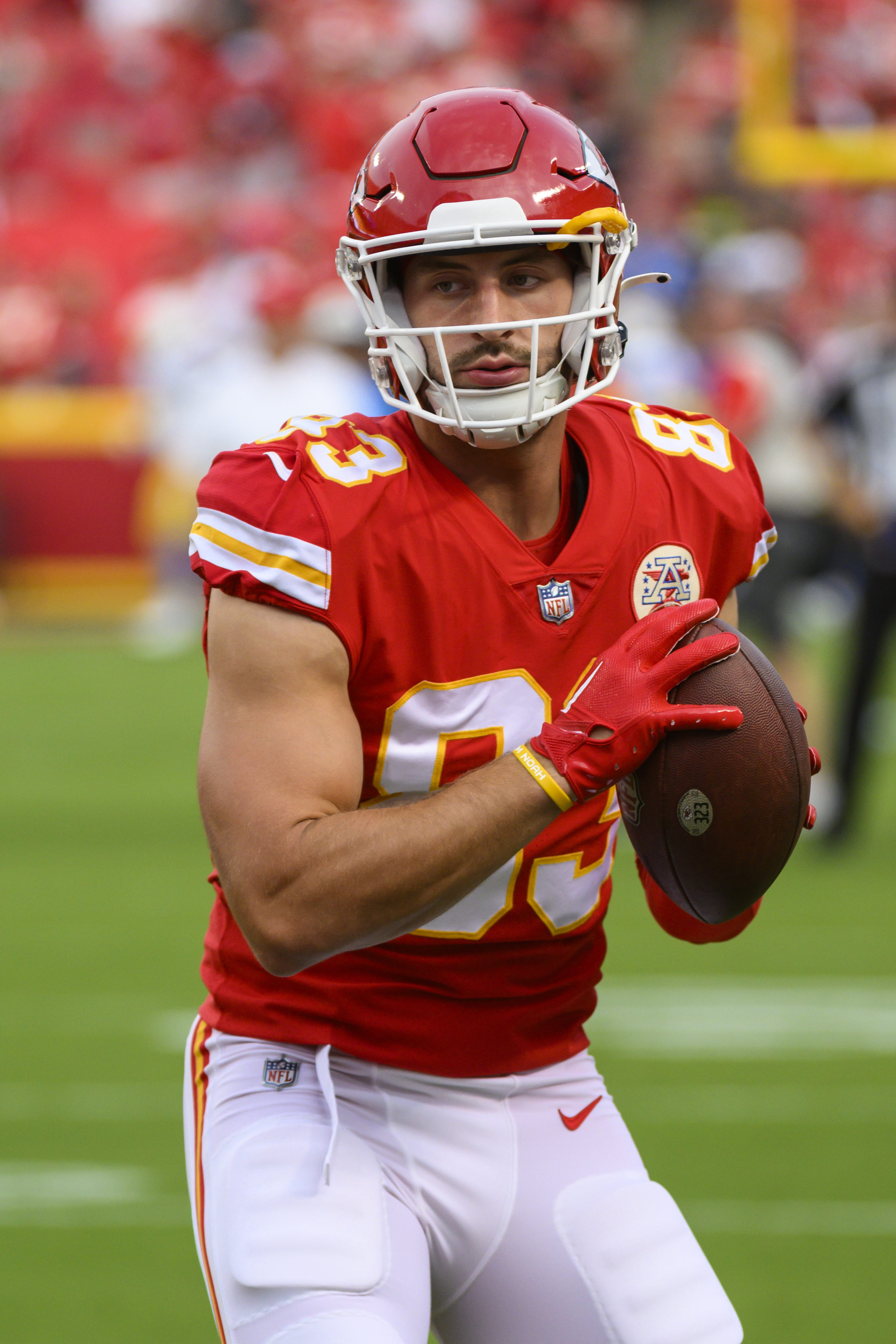 Kansas City Chiefs tight end Noah Gray during pre-game warmups