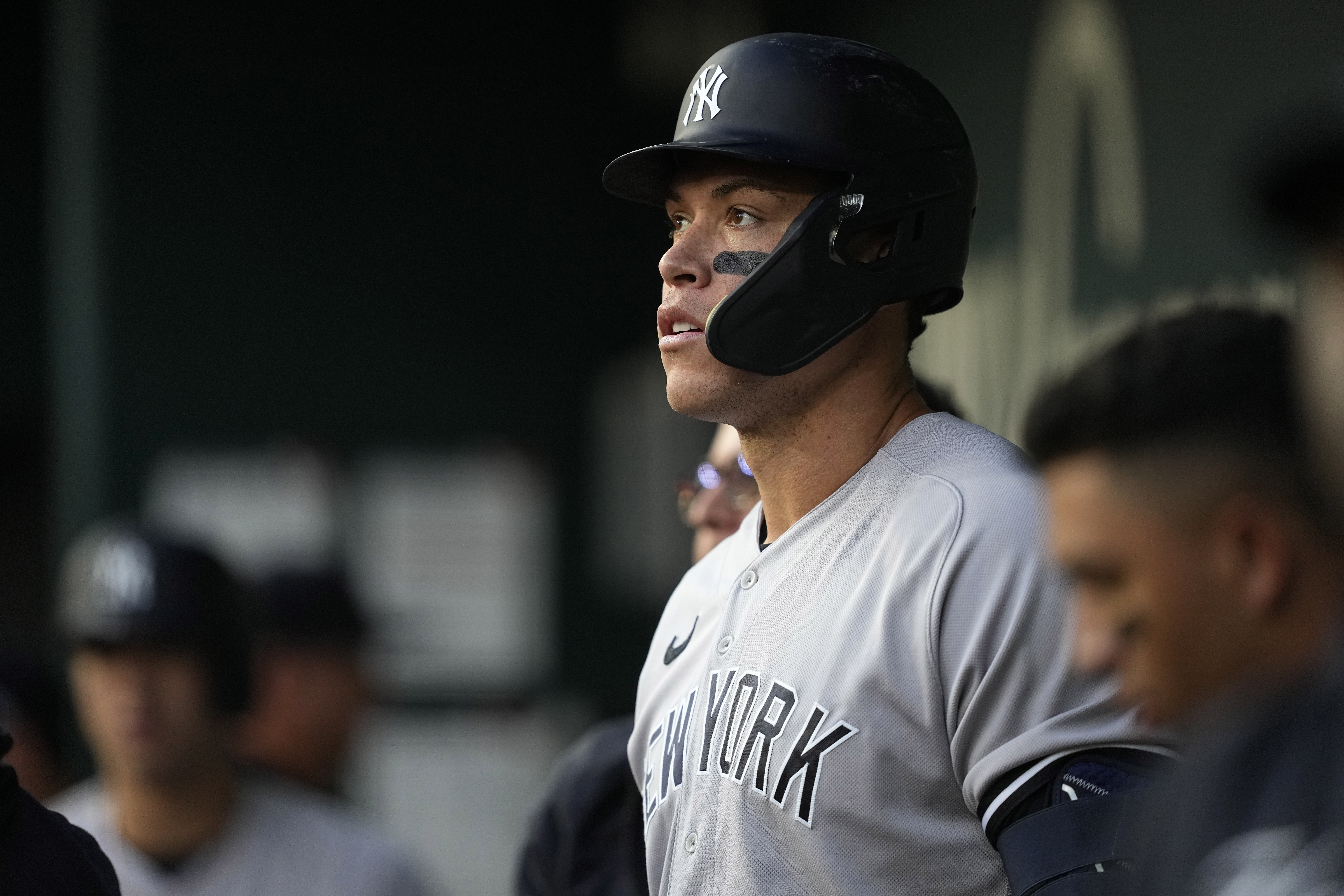 Yankees wrestle with a deepening mystery: Why is (almost) everyone