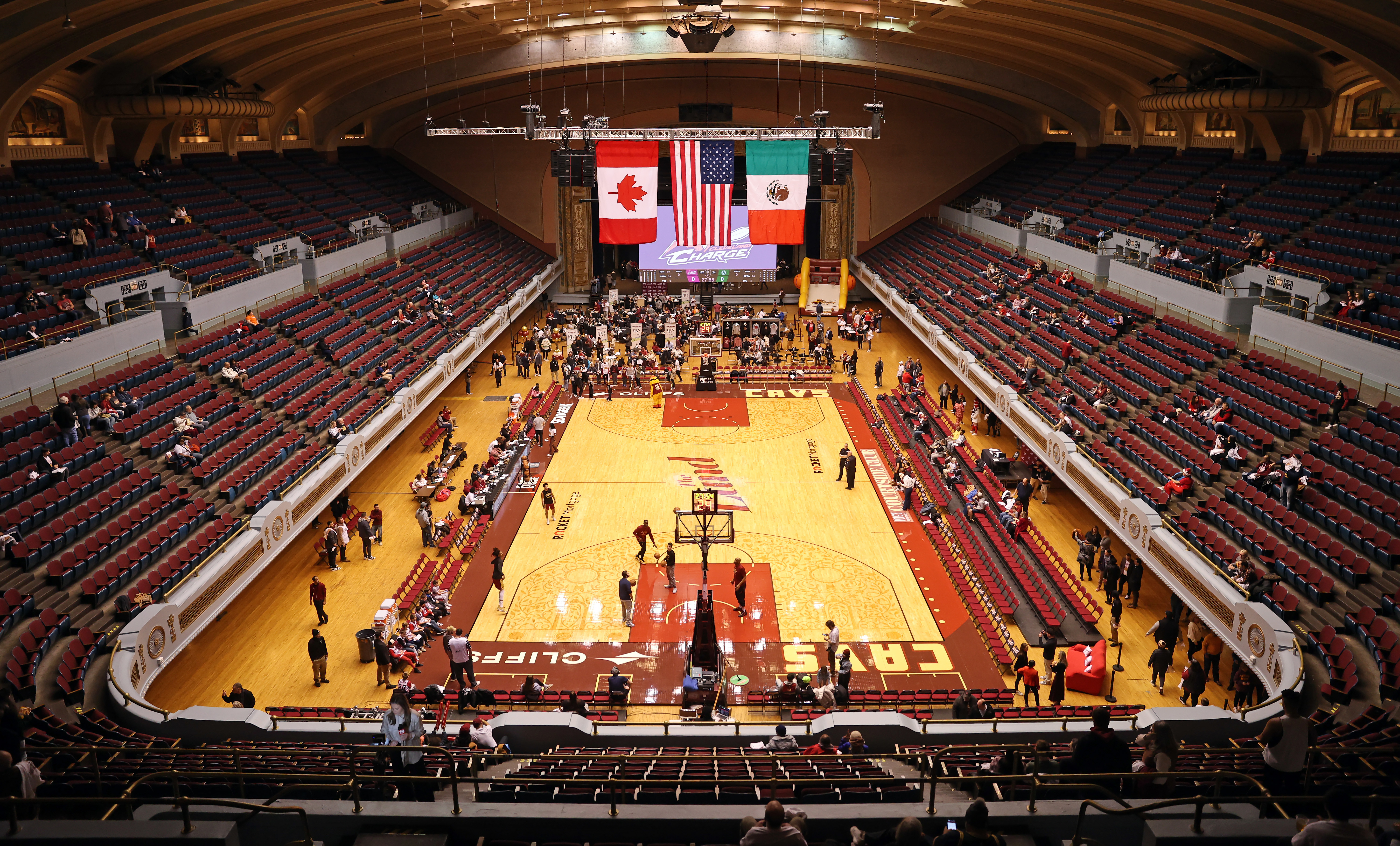 Cleveland Charge vs. Wisconsin Herd, December 13, 2024 - cleveland.com