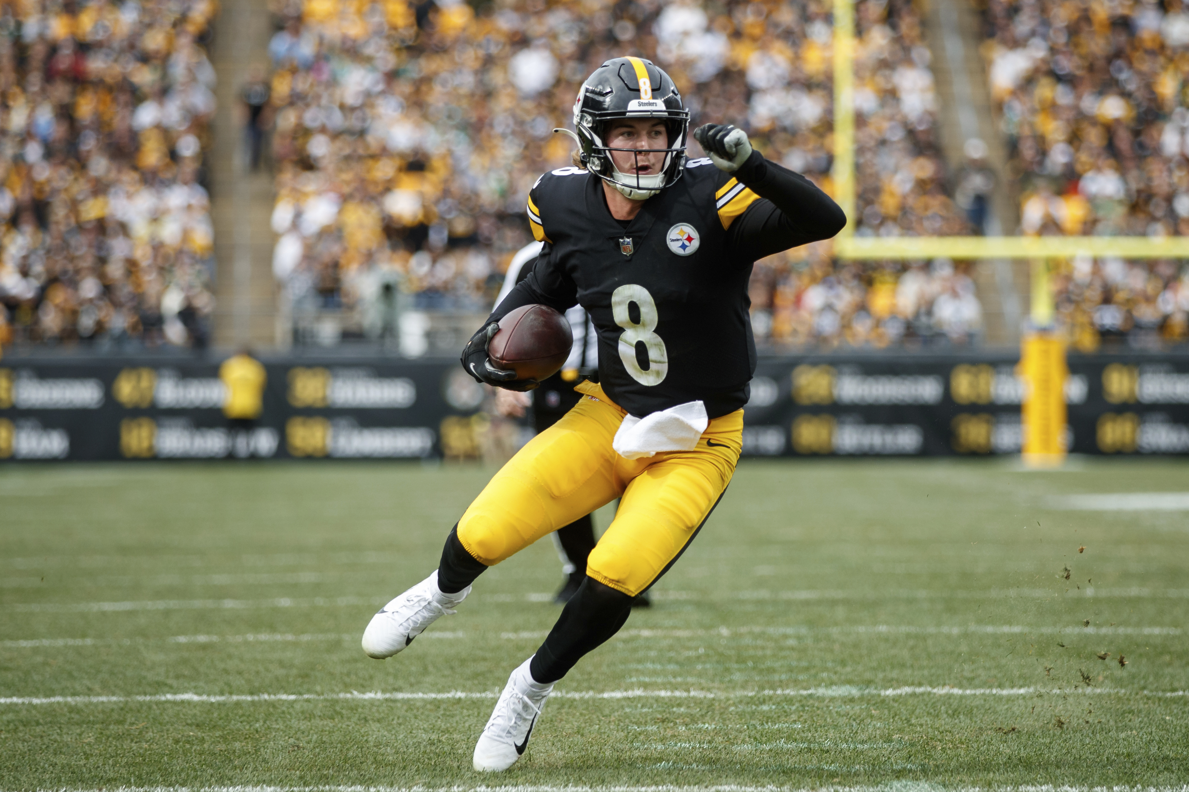 N.J.'s Kenny Pickett better get used to being on the Steelers' bench, NFL  insider says 