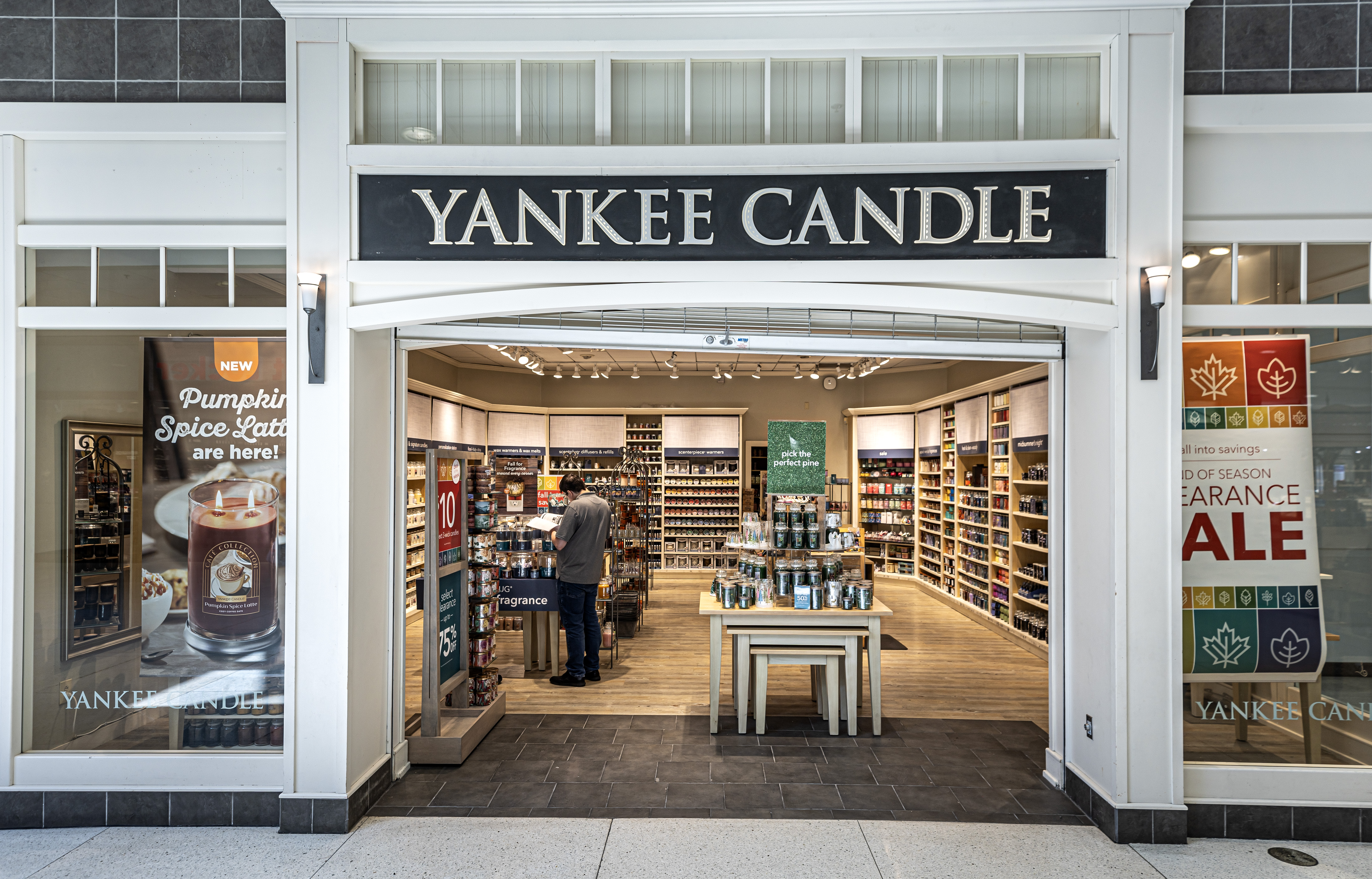 Yankee Candle maker Newell Brands will shutter stores, cutting 900 jobs